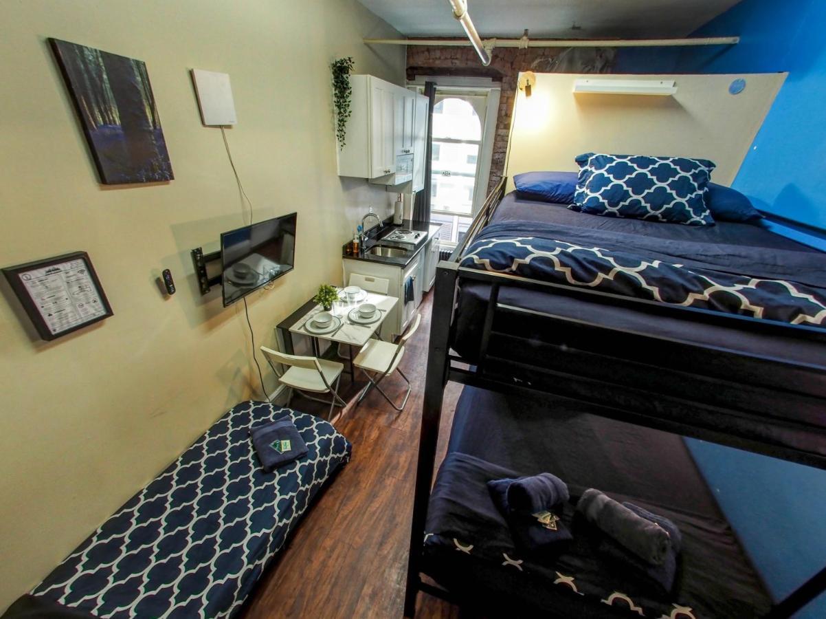 Hello Broadway Apartment *