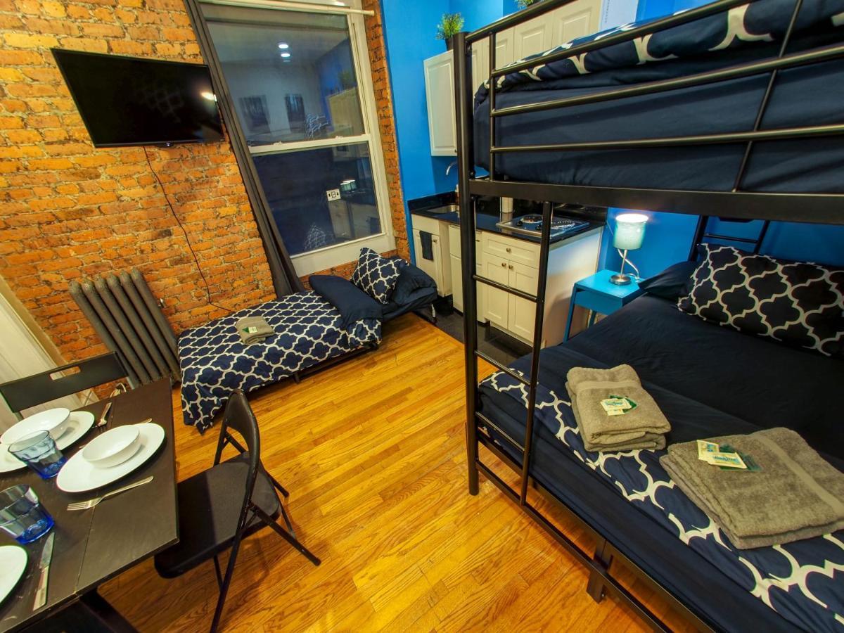 Hello Broadway Apartment