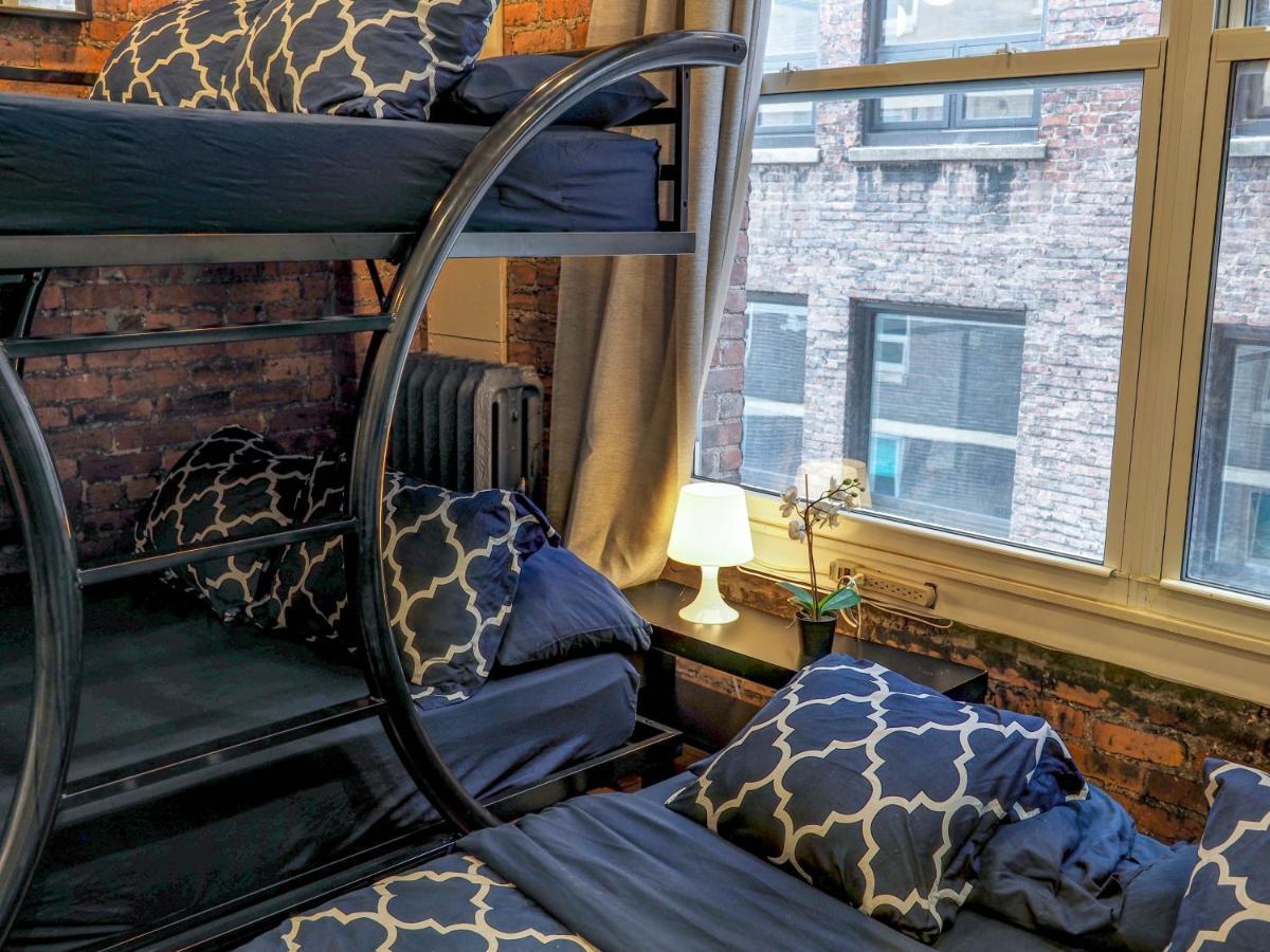 Hello Broadway Apartment