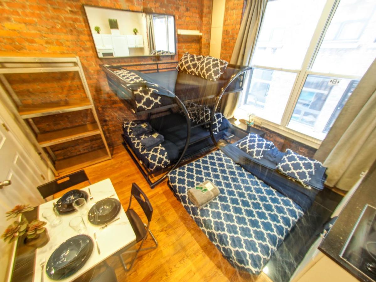 Hello Broadway * New York