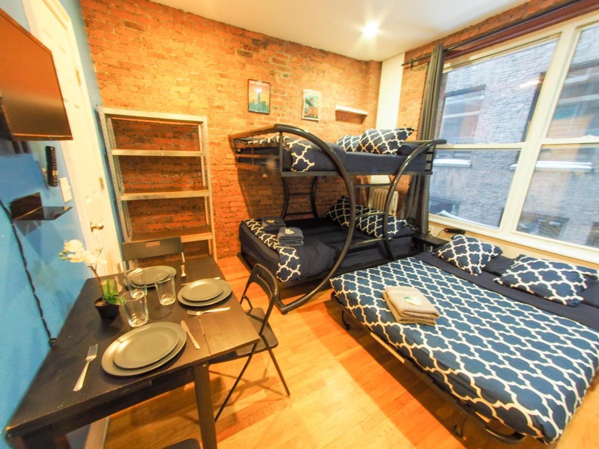 Hello Broadway * New York