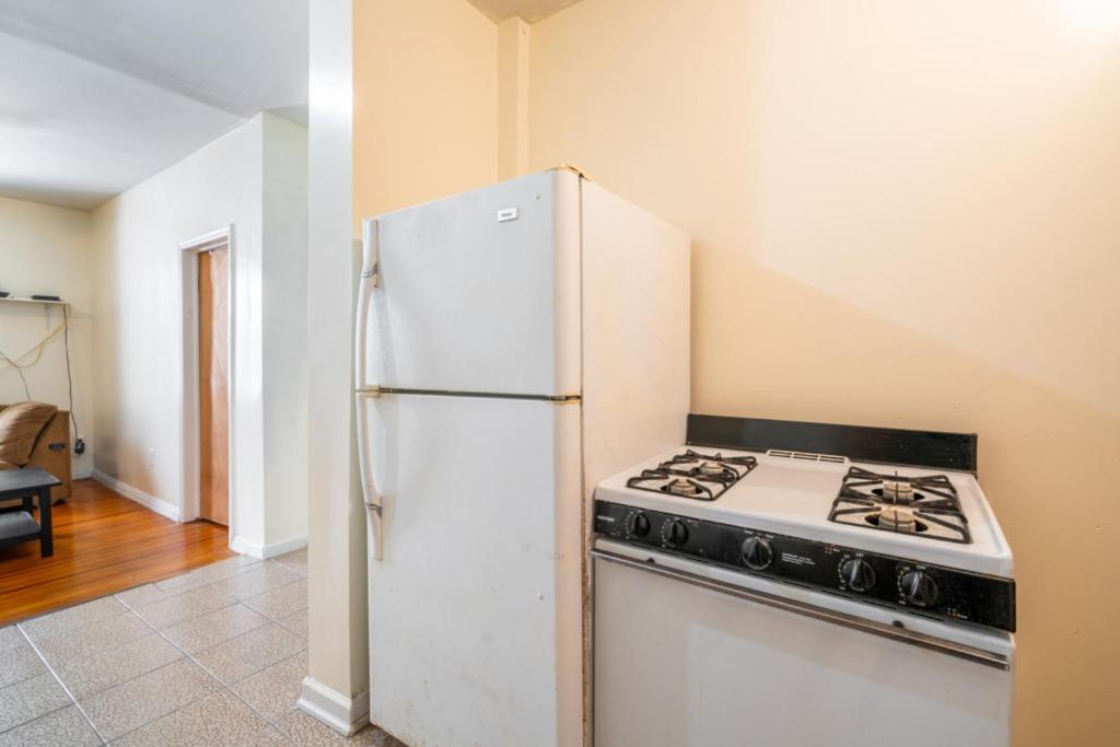 Guest house Eastern Parkway