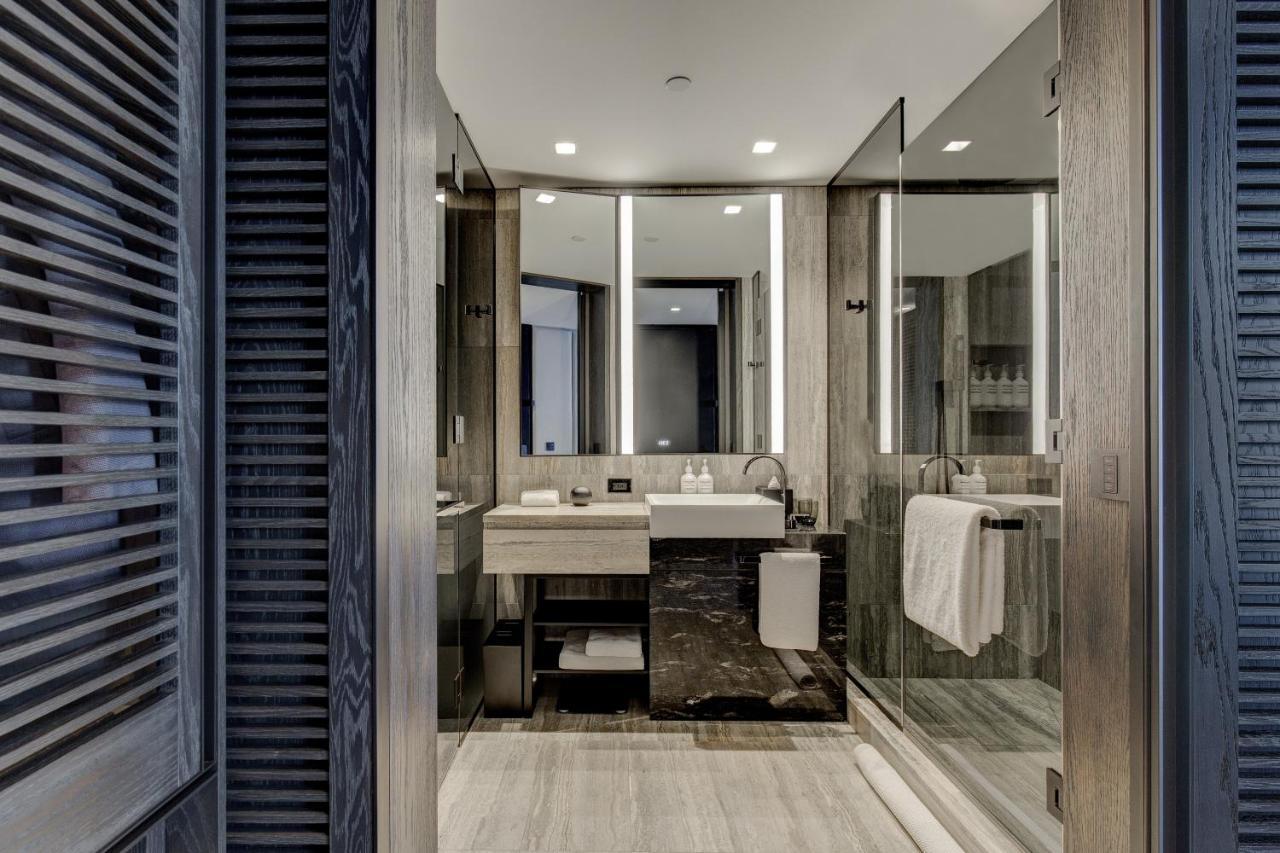 Hotel Equinox New York