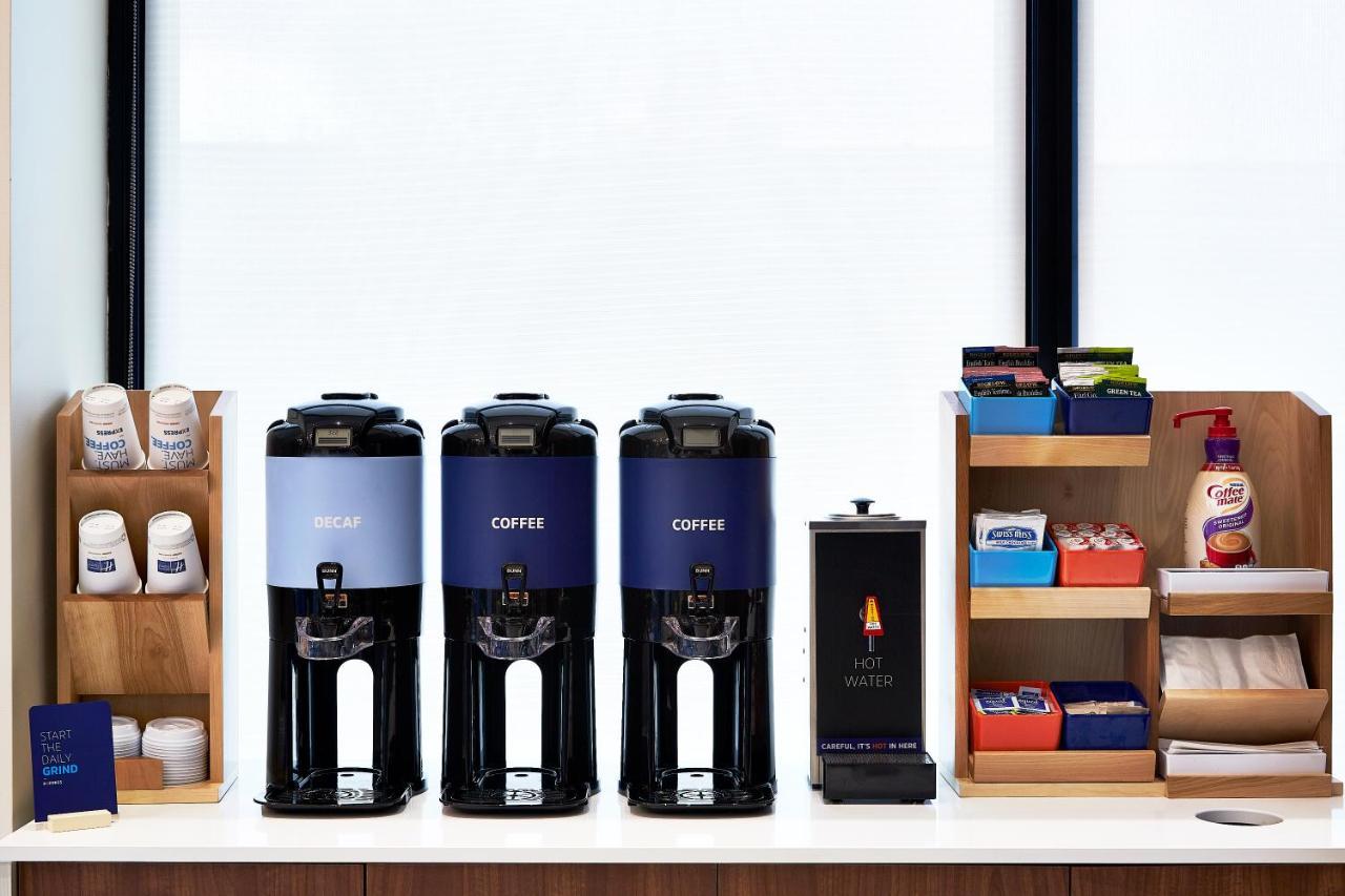 Express - Nyc Brooklyn - Sunset Park By Ihg