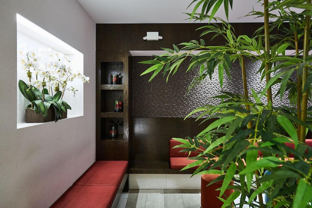 Hotel 46 Times Square