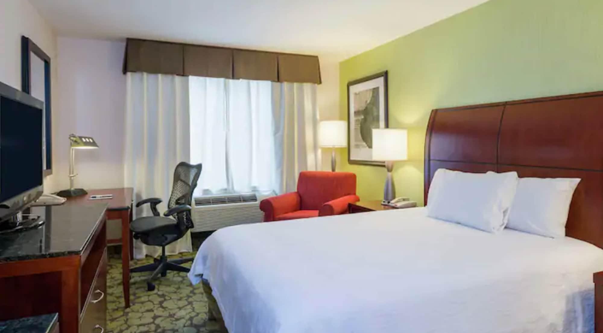 Hilton Garden Queens Jfk Hotel 3*