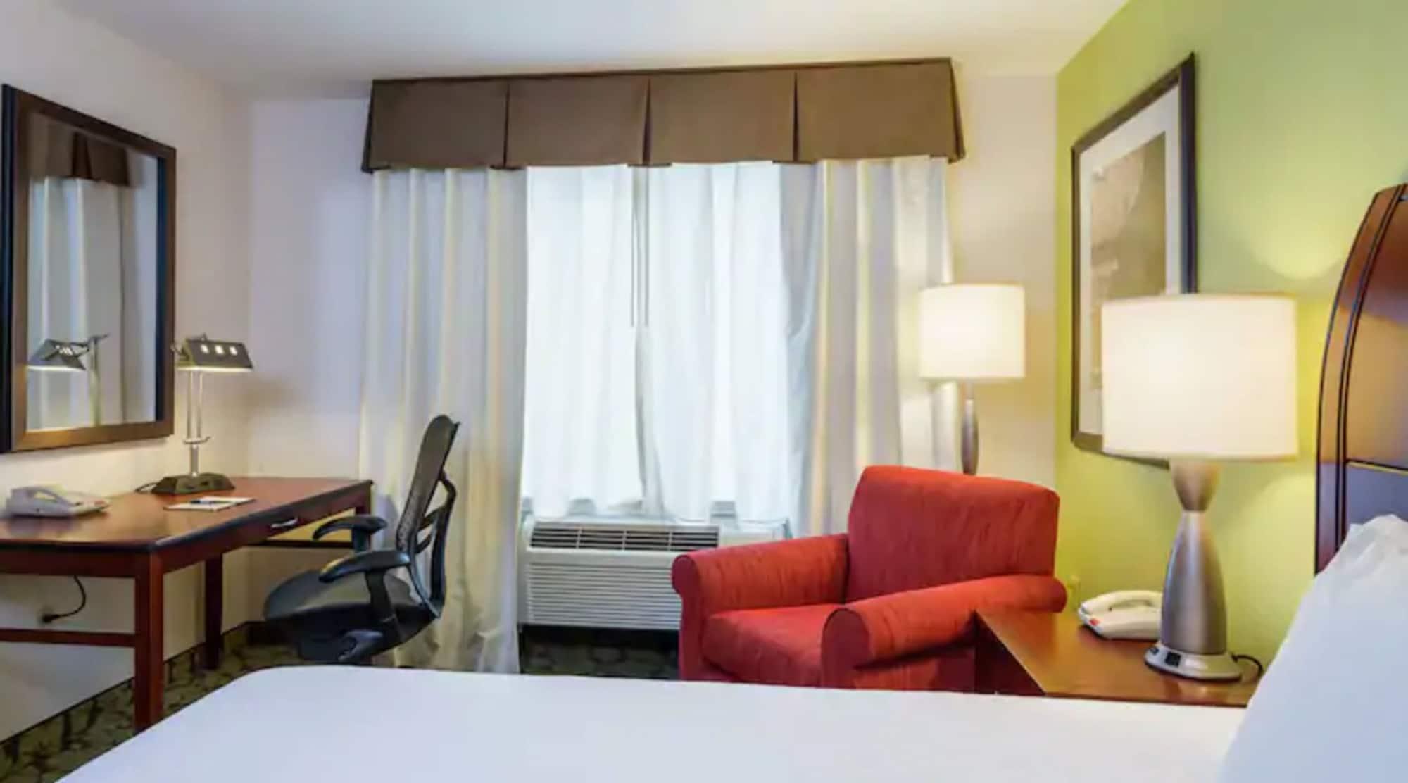 Hilton Garden Queens Jfk Hotel 3*