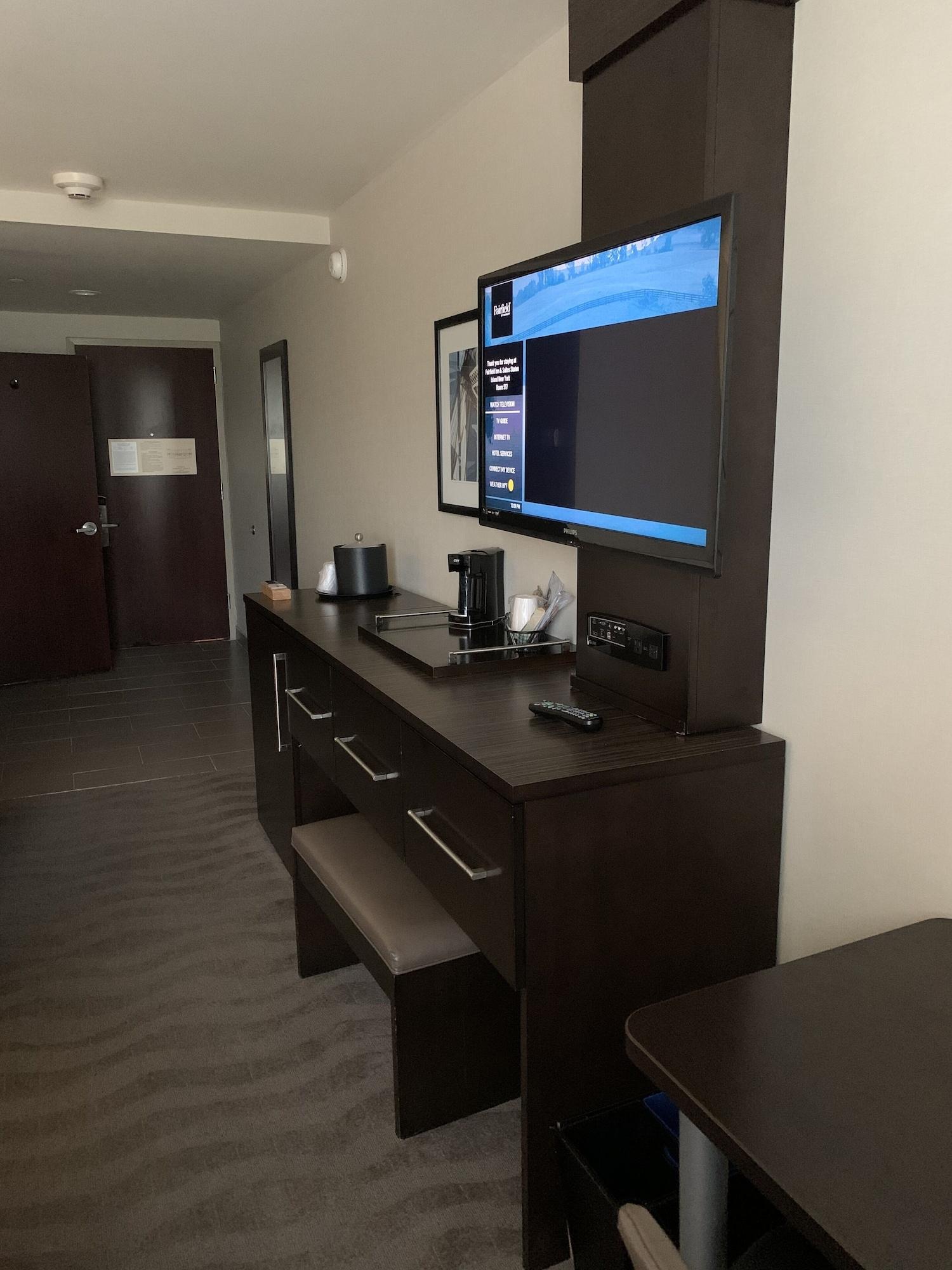 Fairfield & By Marriott Staten Island New York