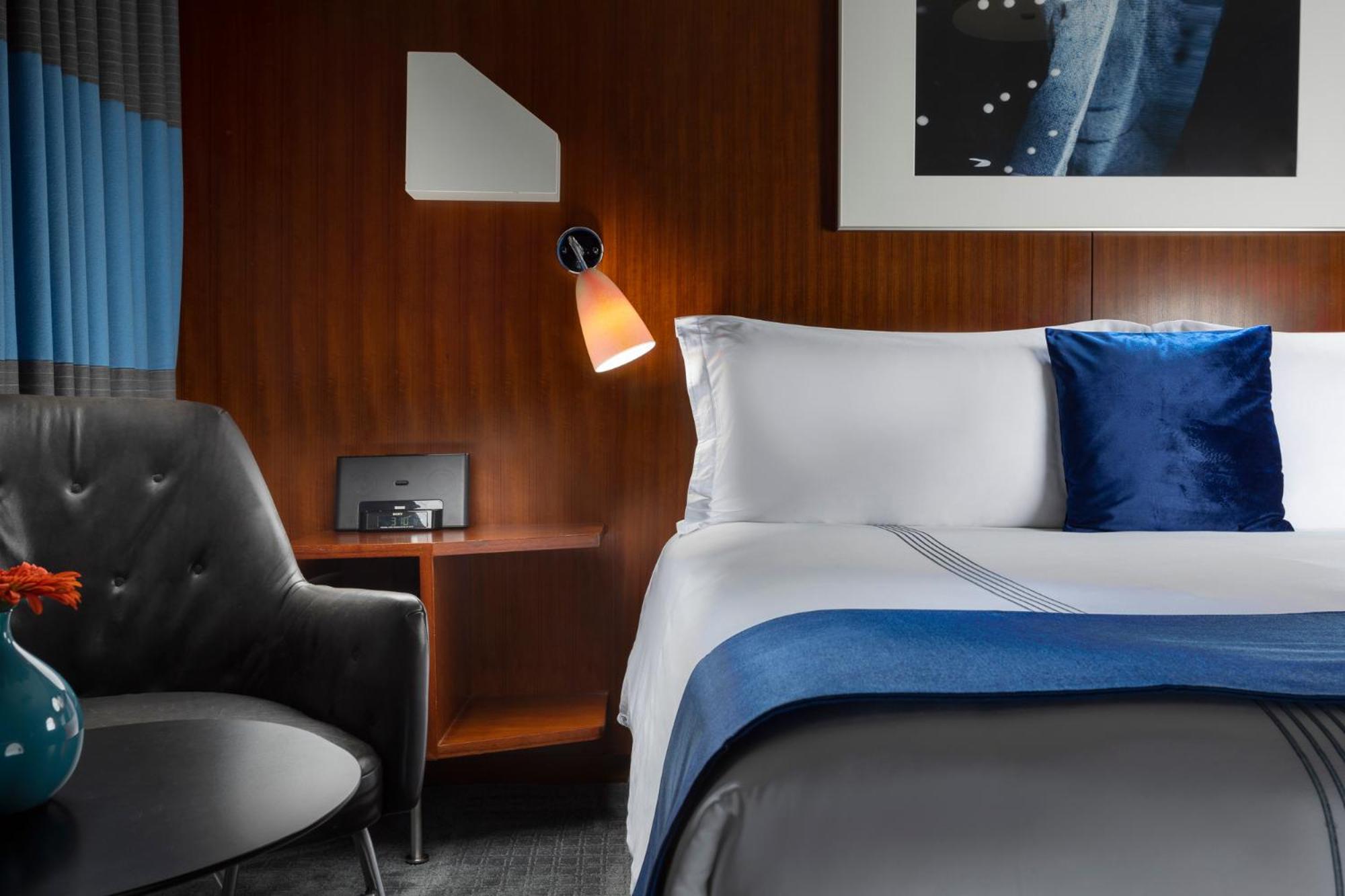 Hotel 6 Columbus Park 4*