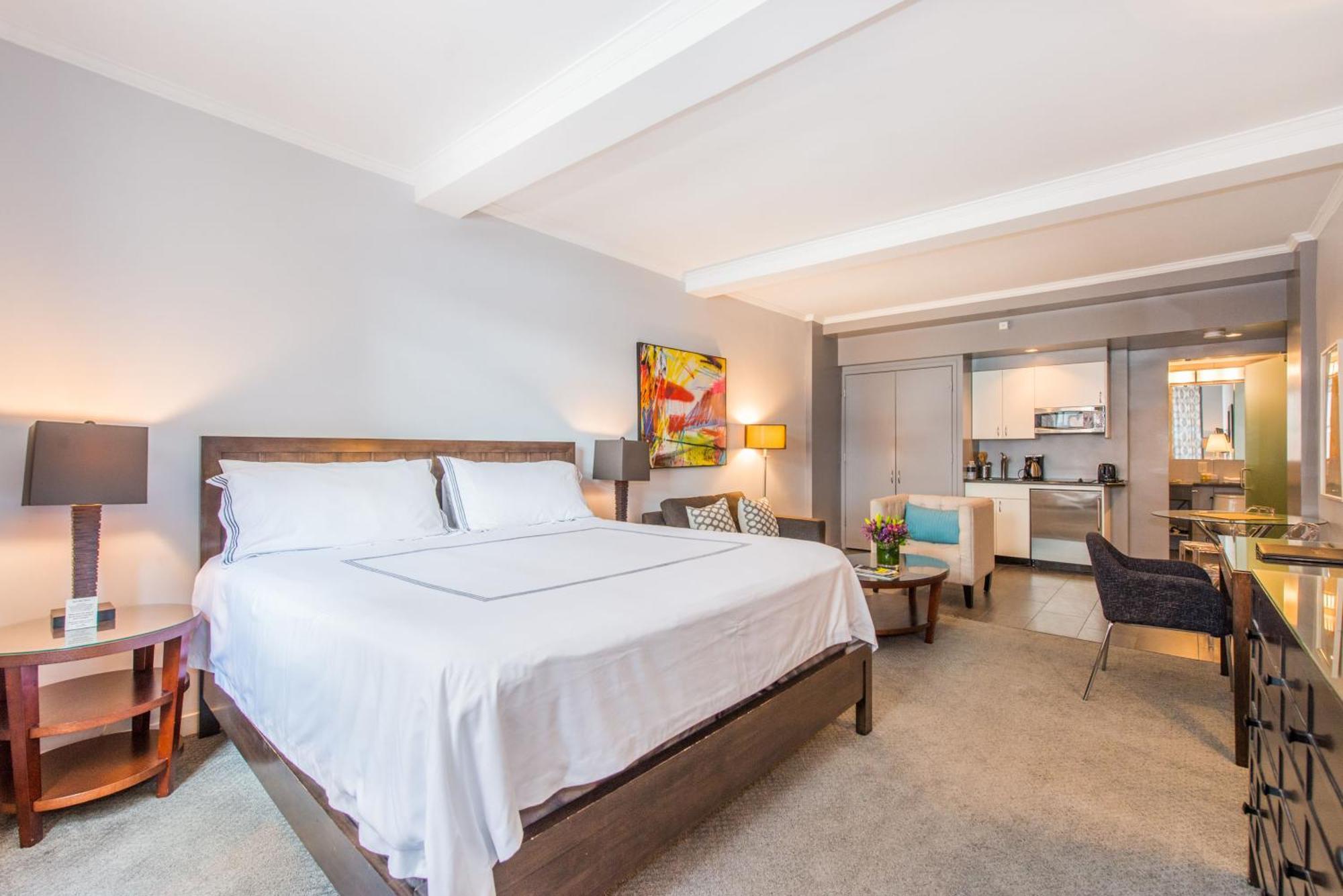 Aparthotel Lombardy 4*