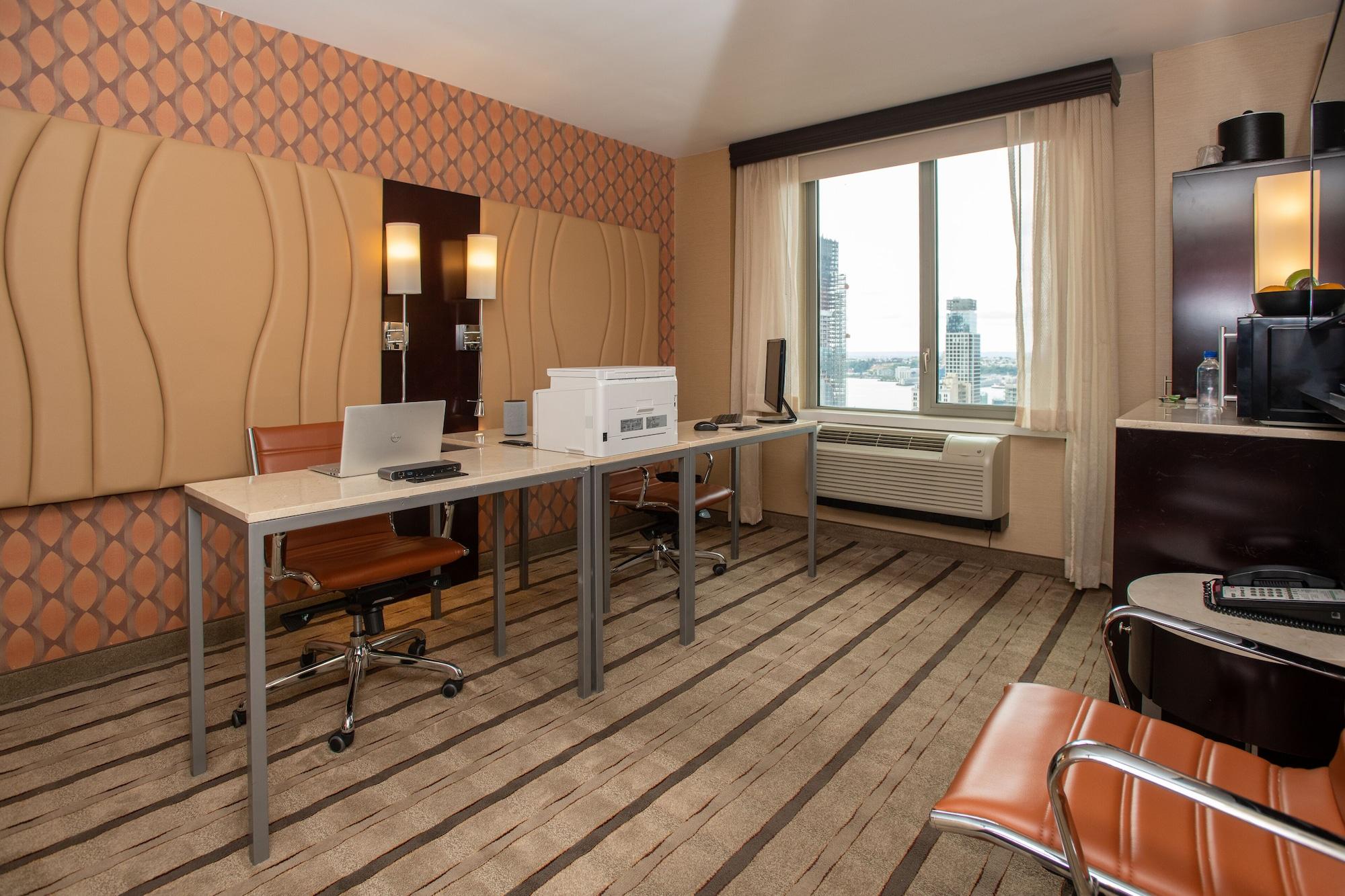 - Times Square By Ihg 3*