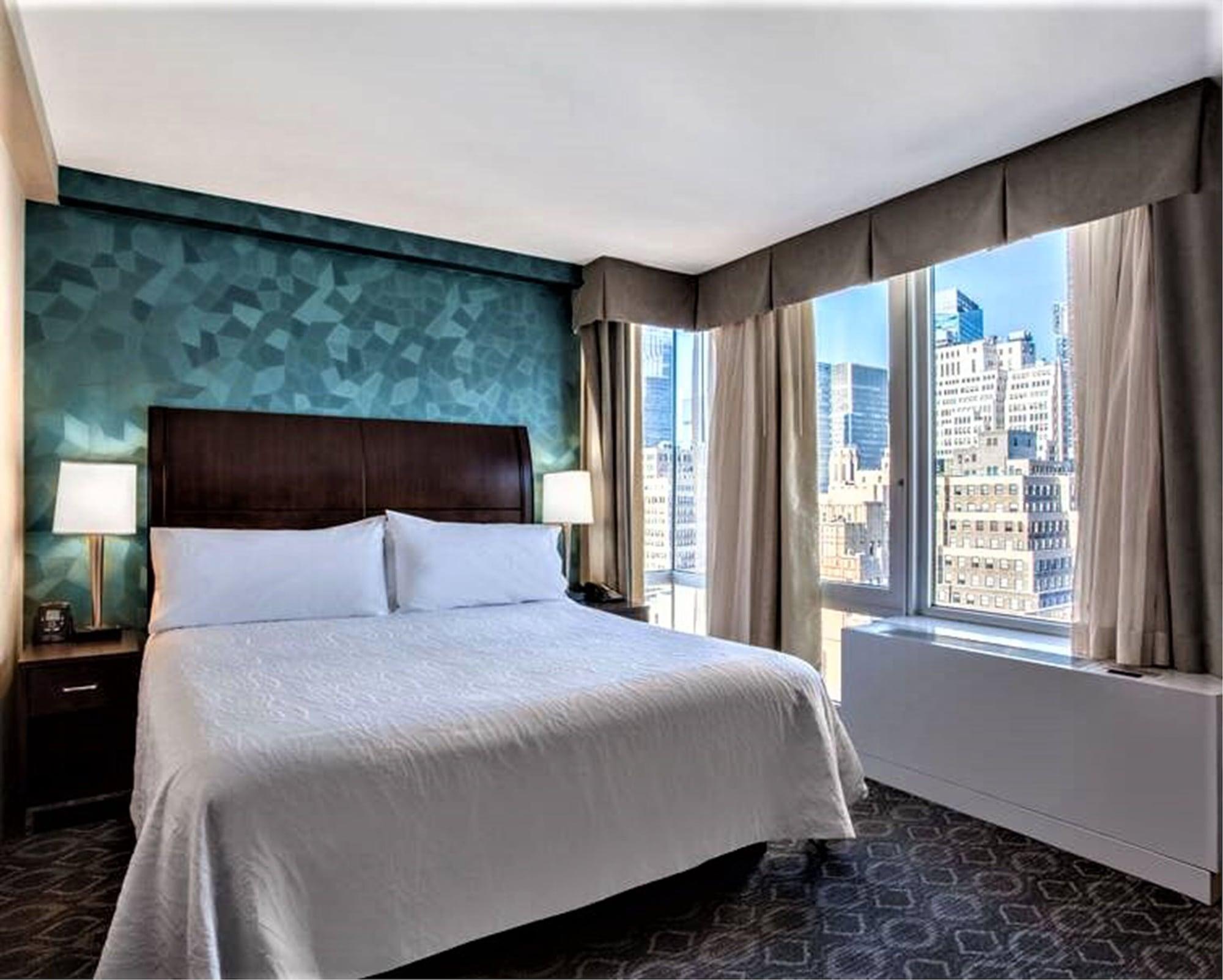 Hilton Garden West 35th Street Hotel 3*