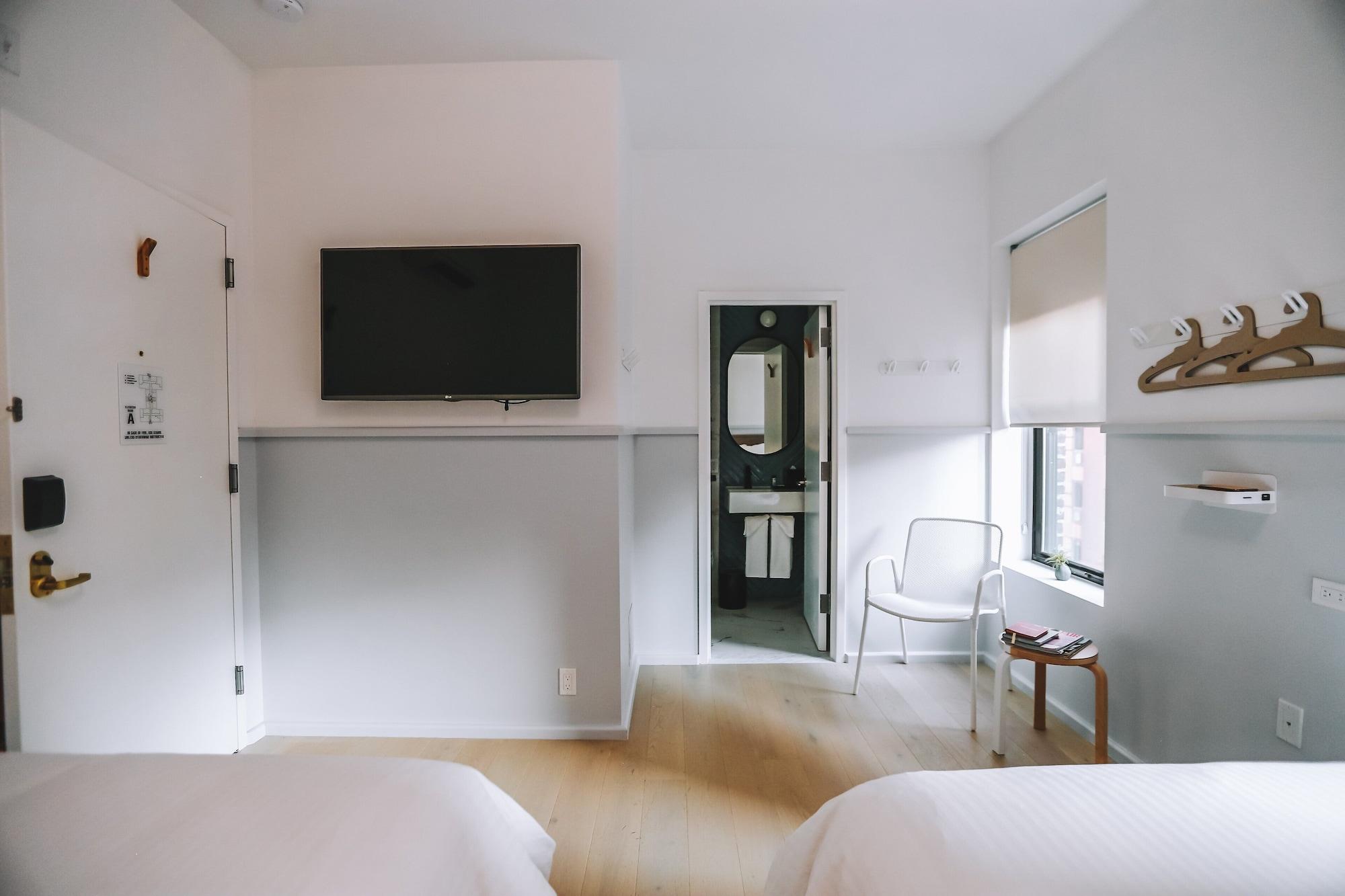 Washington Jefferson At Times Square New York