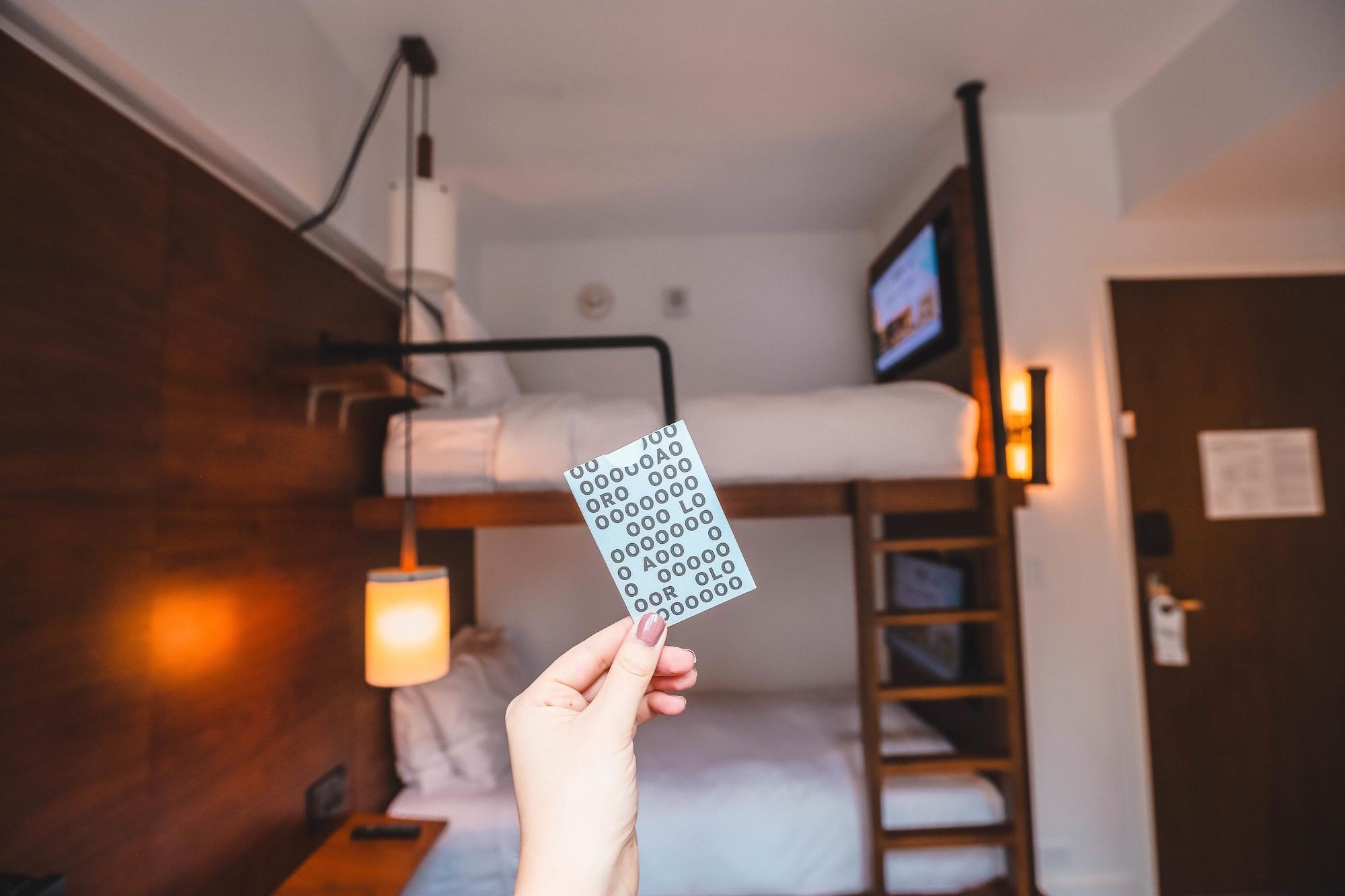 Arlo Nomad 4* New York