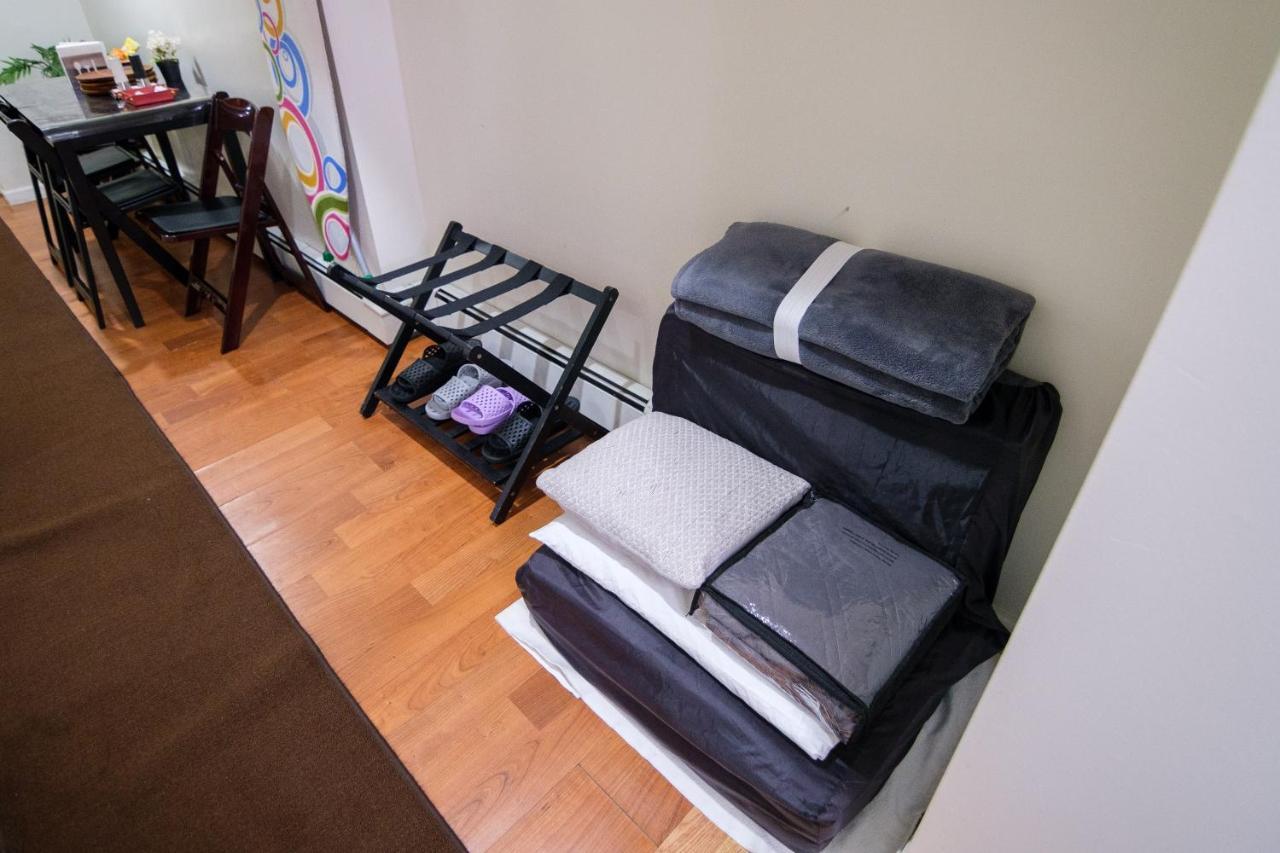 Elegant 2 Bedroom W Modern Amenities Appartement *