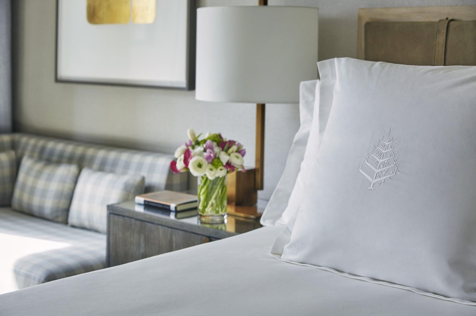 Four Seasons Downtown