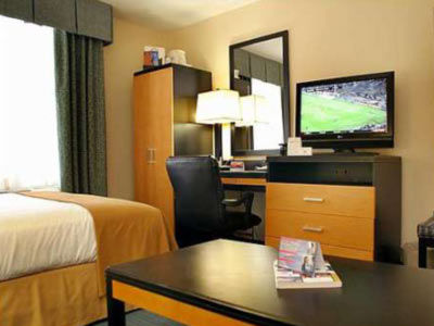 Express Kennedy Airport, An Ihg