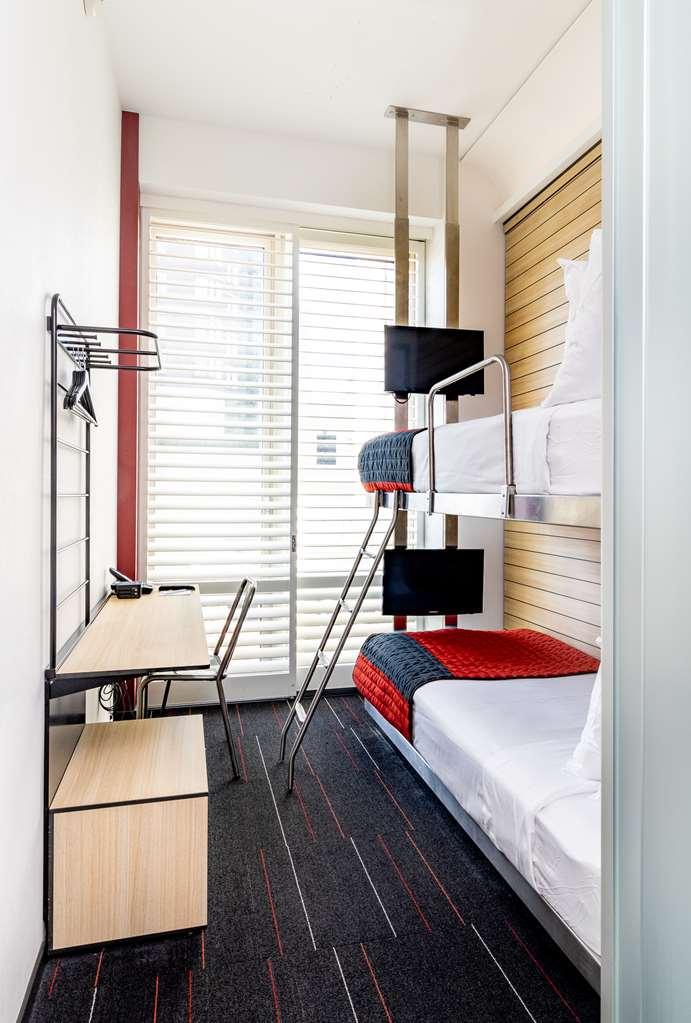 Pod Times Square Hotel New York