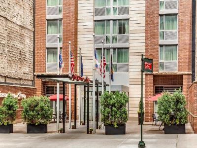 Hotel Hampton Manhattan Grand 3*