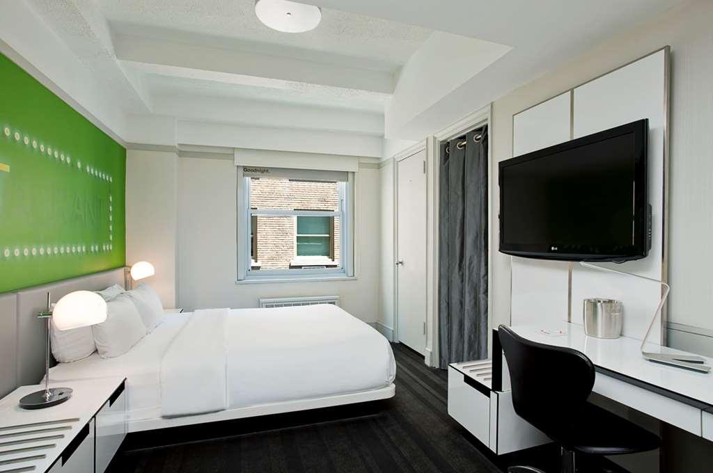 Hotel Row Nyc At Times Square 4*