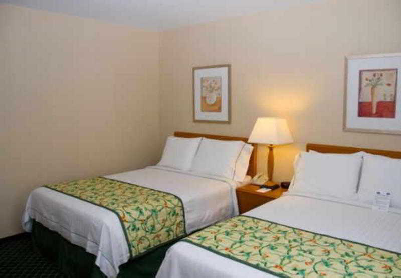 Fairfield By Marriott Laguardia Airport/flushing 3* New York