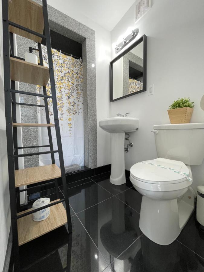 And The City, Empire State Building Apartment *