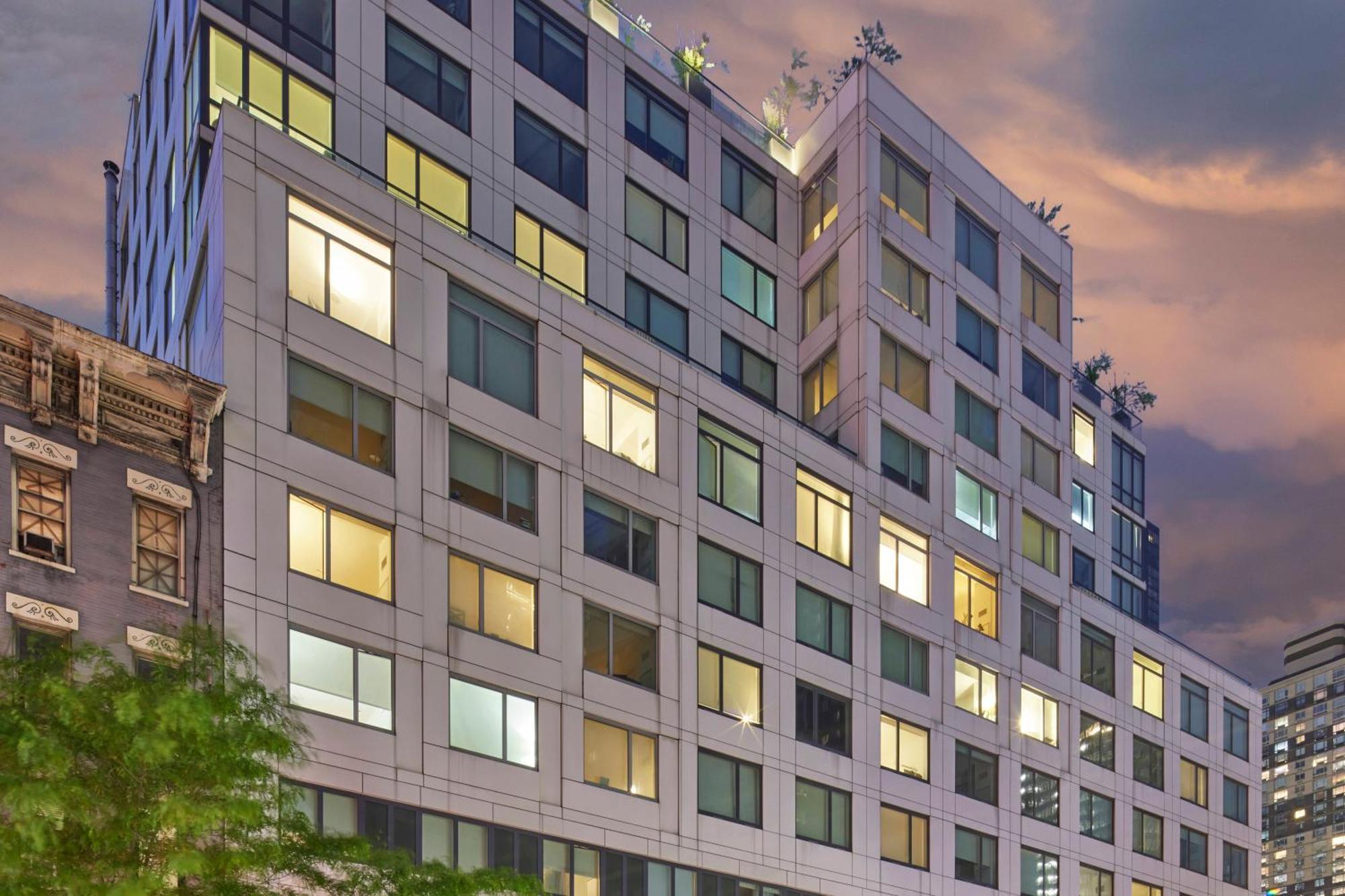 Truss Times Square Hotel 4*