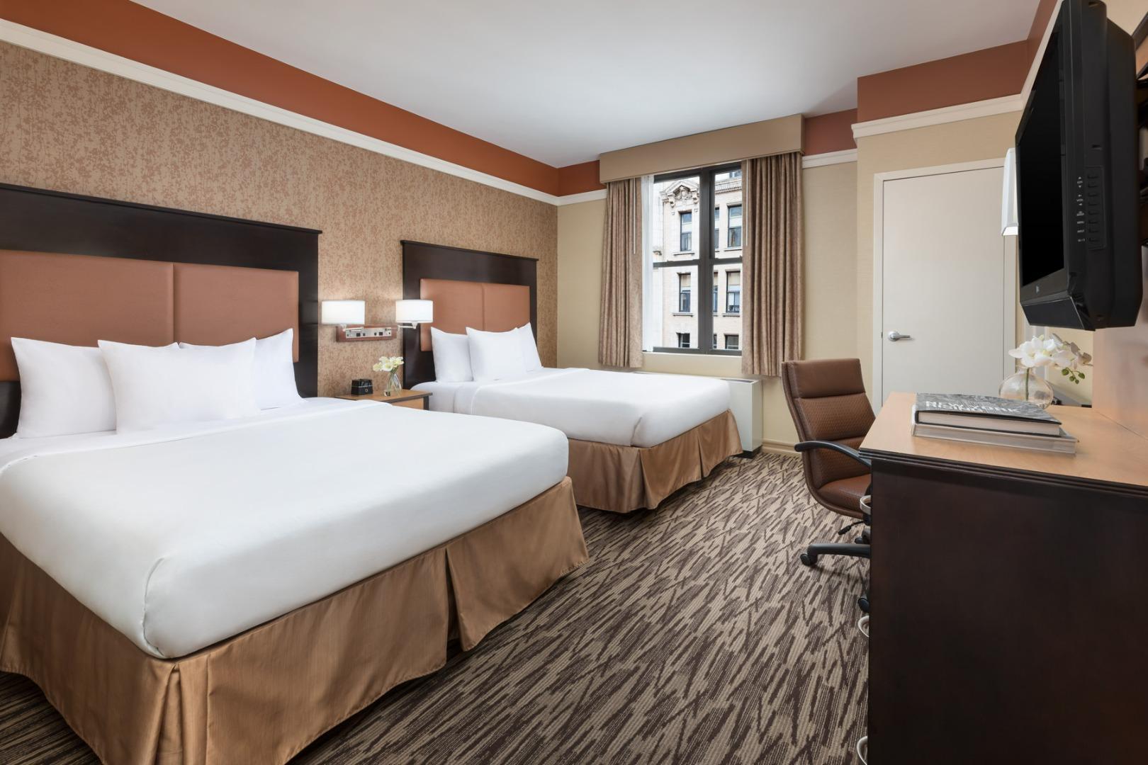 The At Fifth Avenue Hotel