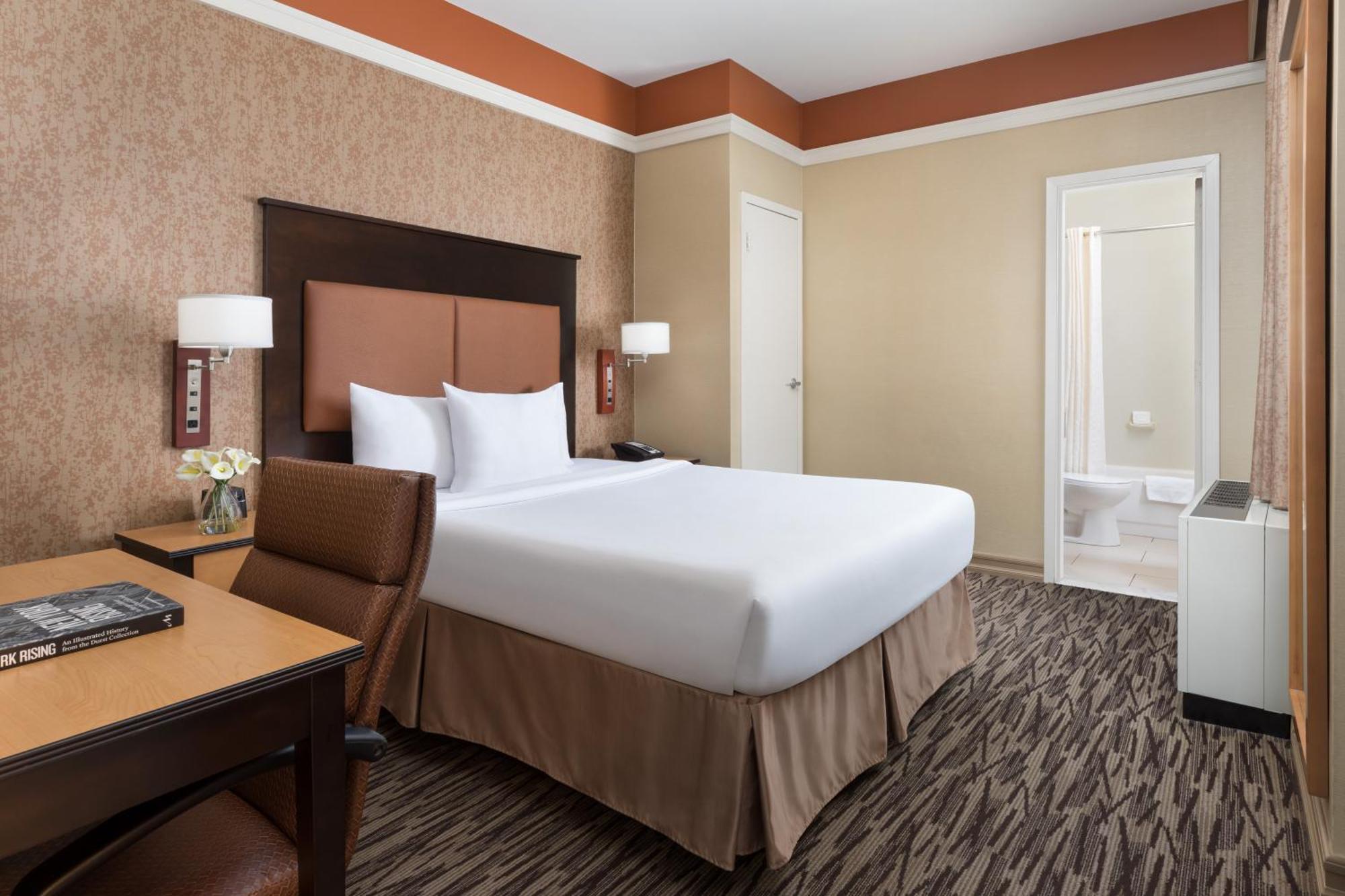 The At Fifth Avenue 3* New York