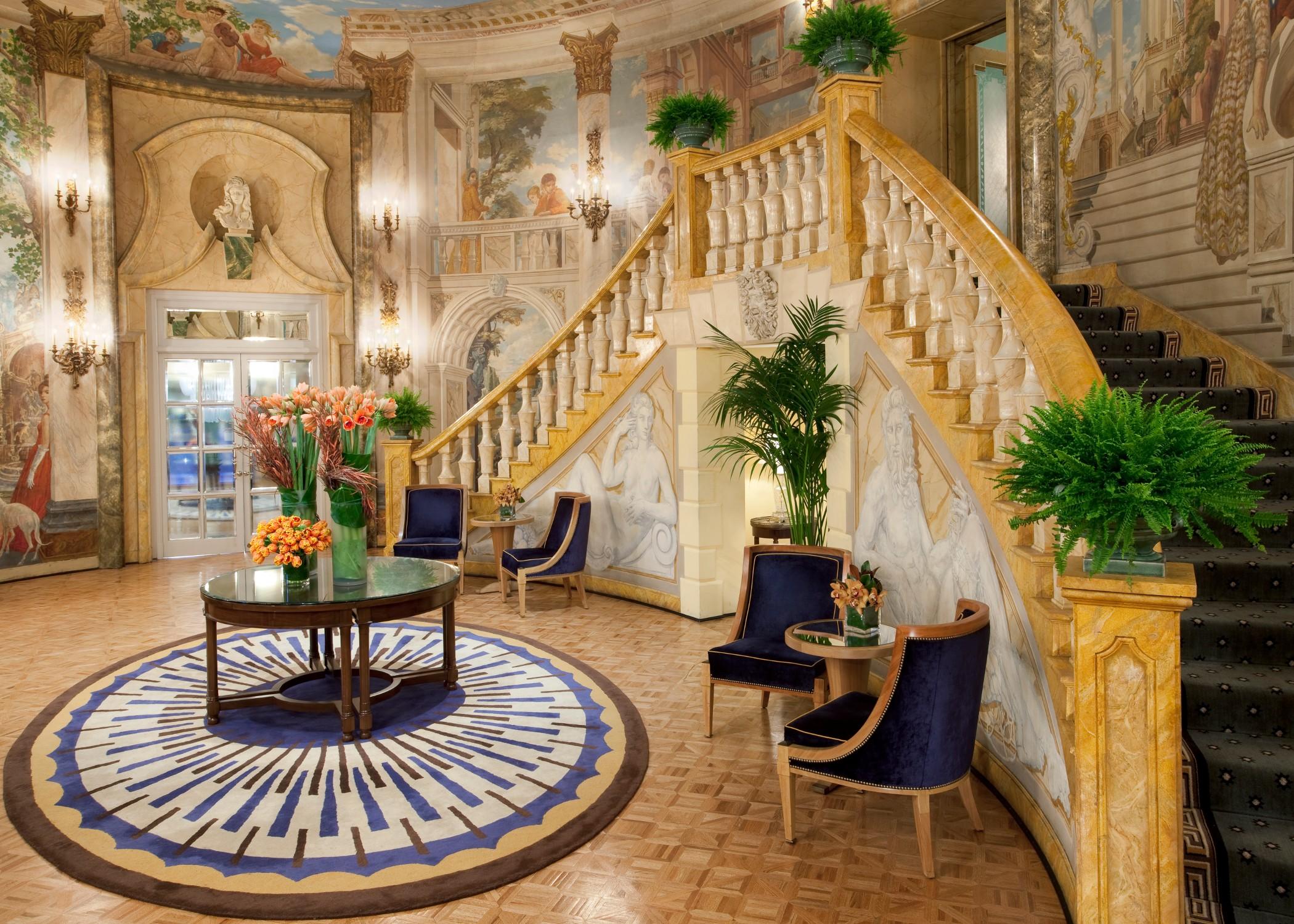 Hotel The Pierre, A Taj Hotel, New York