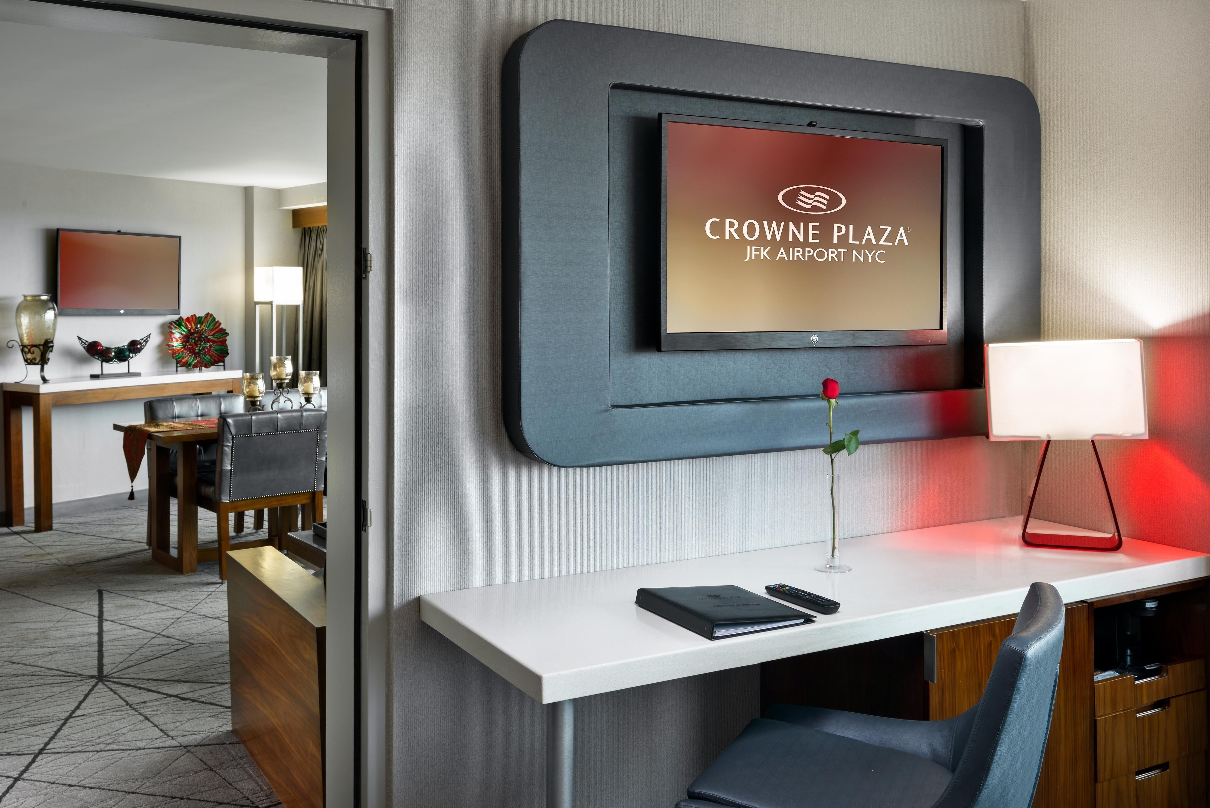 Crowne Plaza Jfk Airport City, An Ihg New York