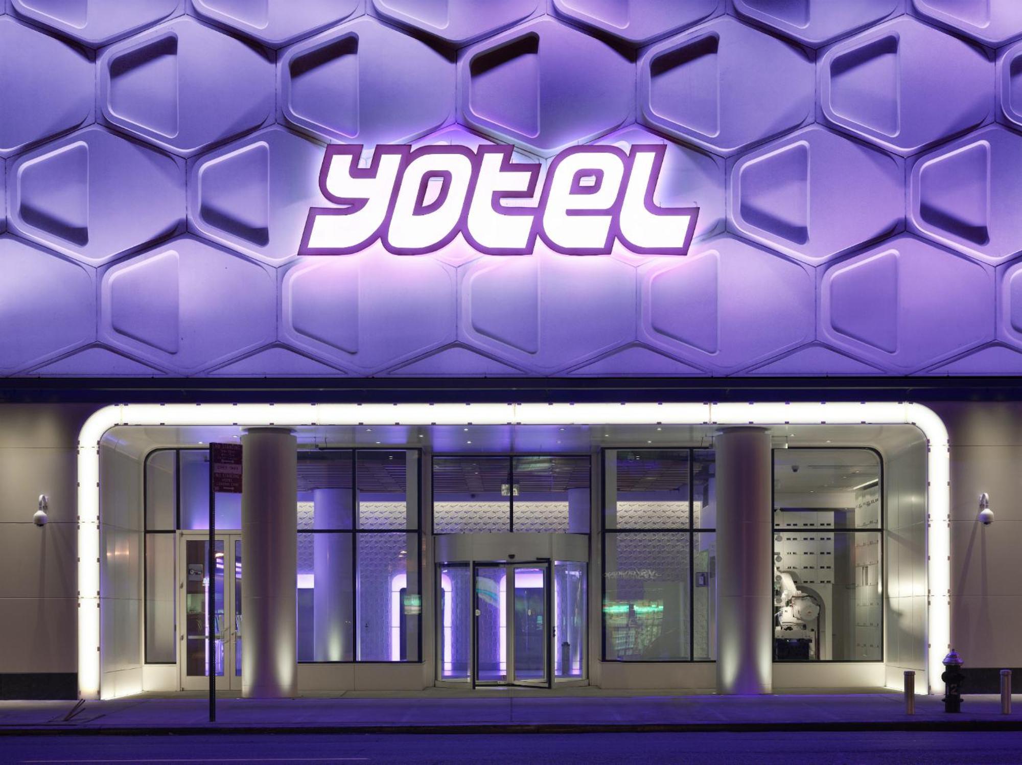 Yotel Times Square 4*