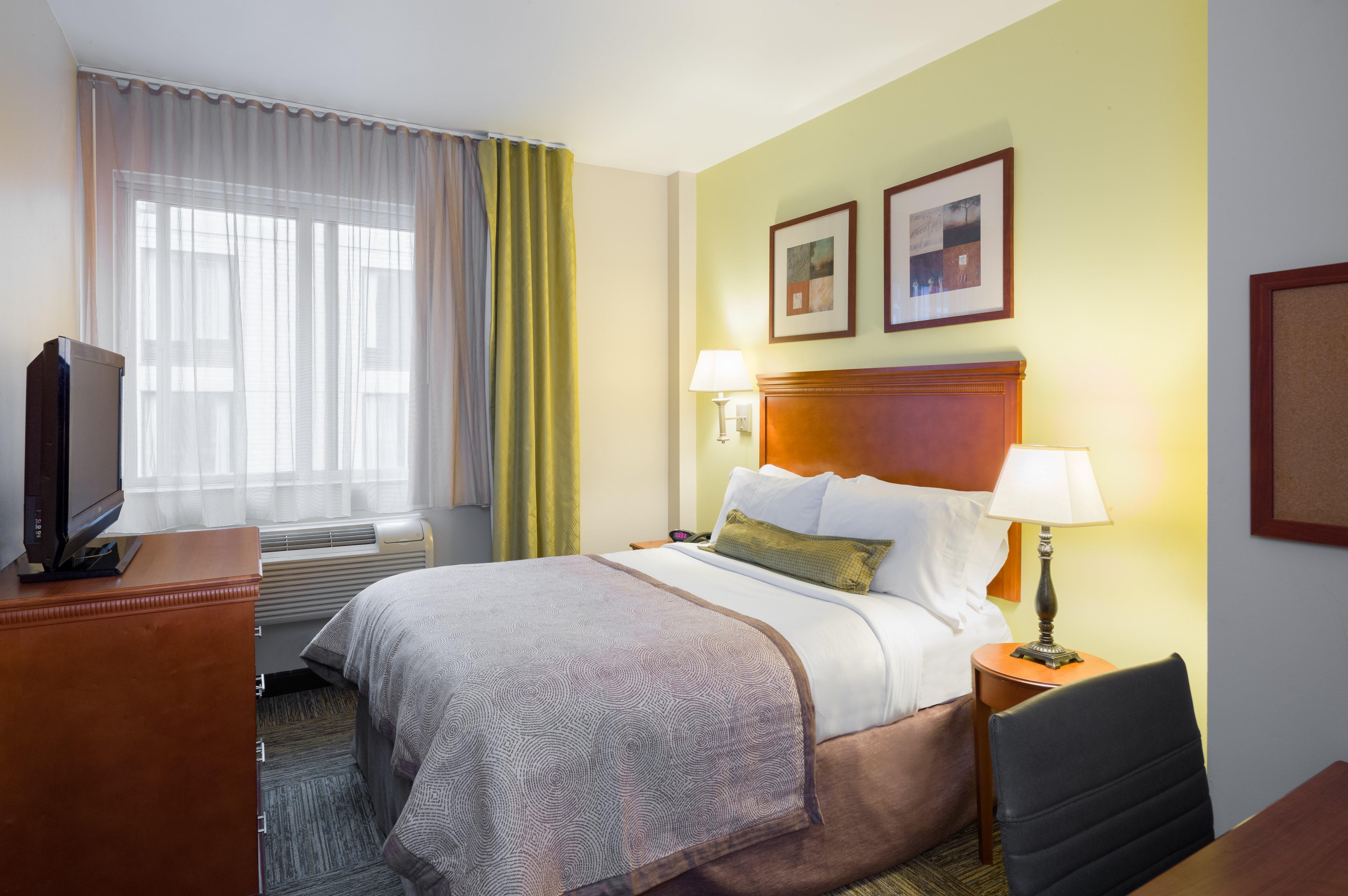 Candlewood Nyc -times Square By Ihg Hotel New York