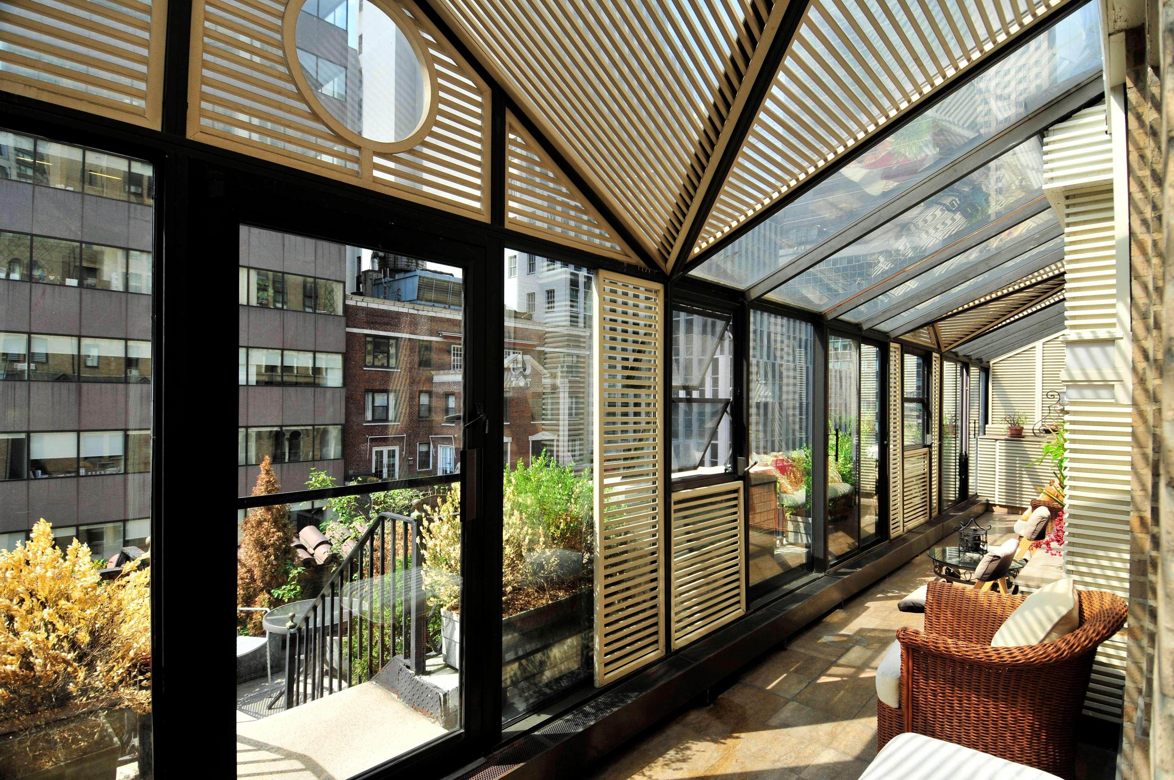 Lombardy Aparthotel 4*