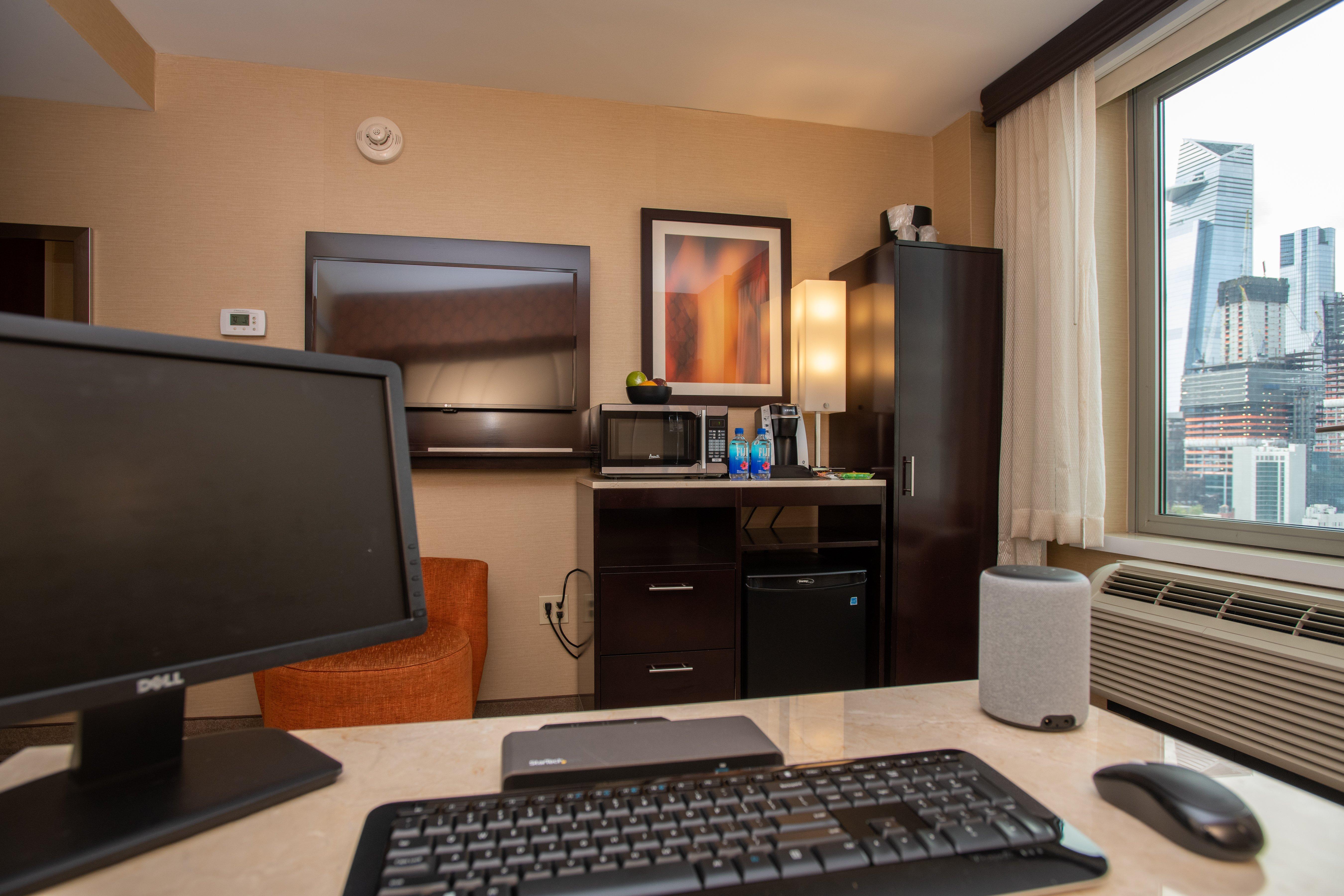 - Times Square By Ihg Hotel