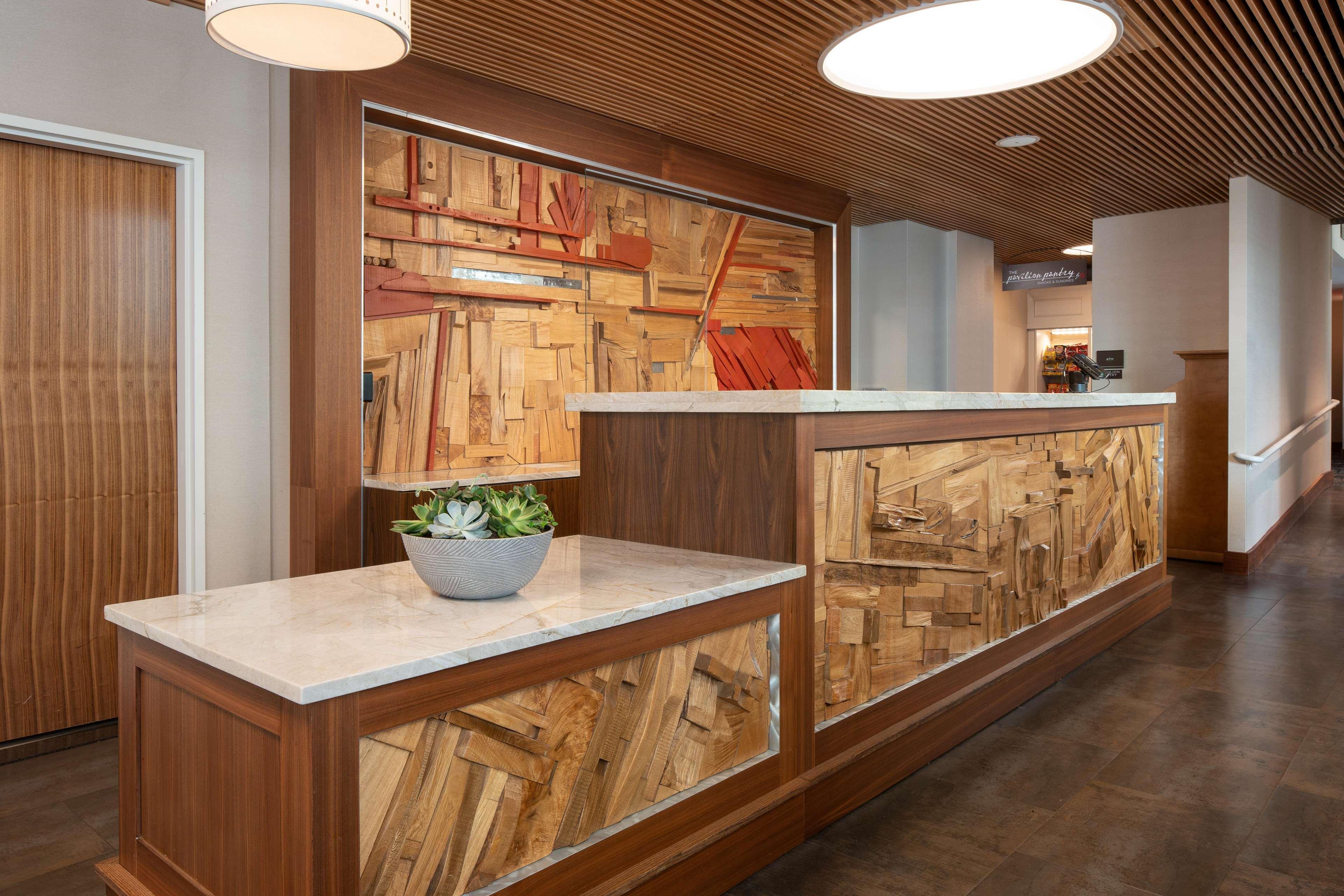 Hilton Garden Long Island 3*