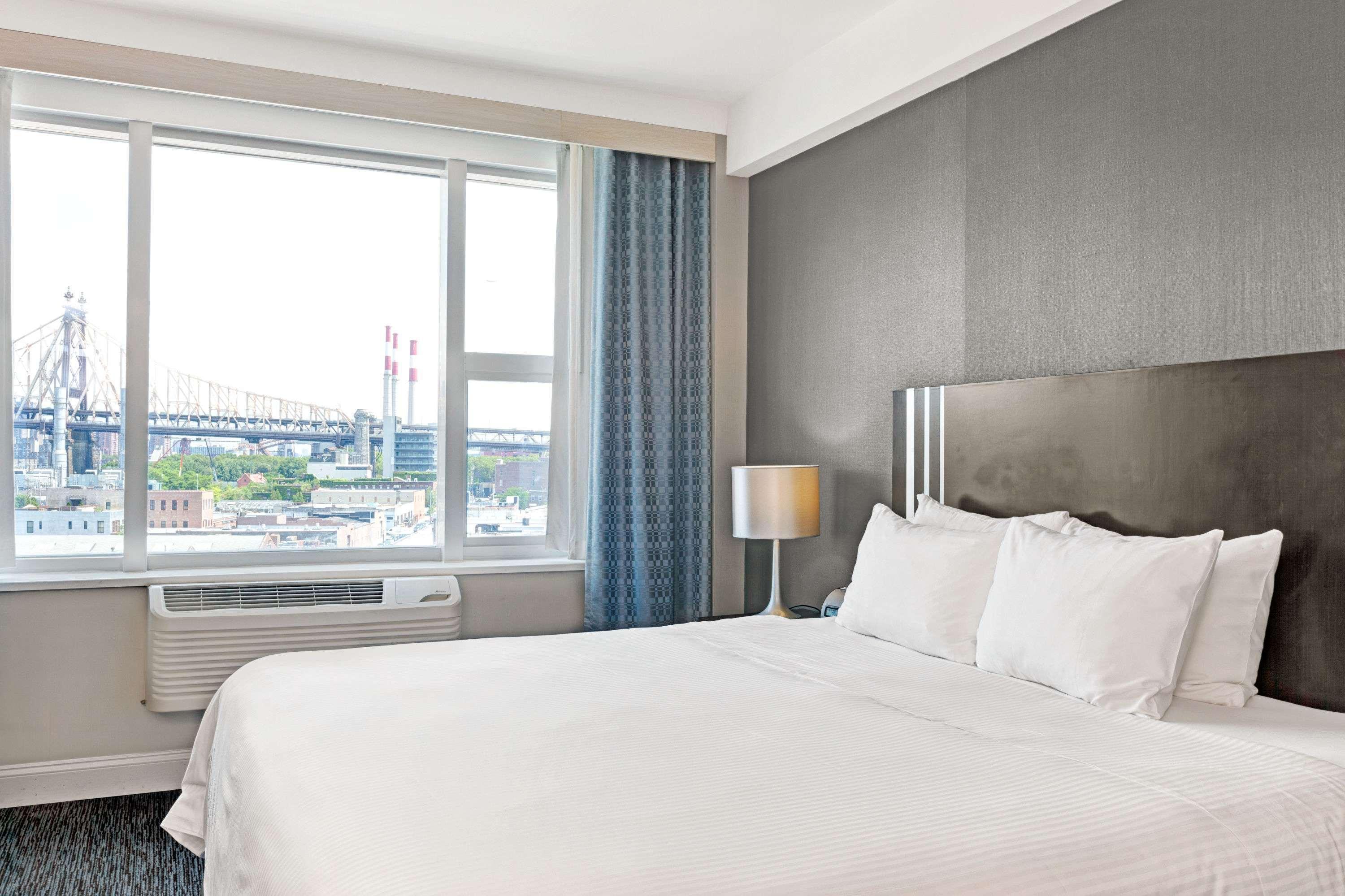 Hotel Wyndham Garden Long Island New York