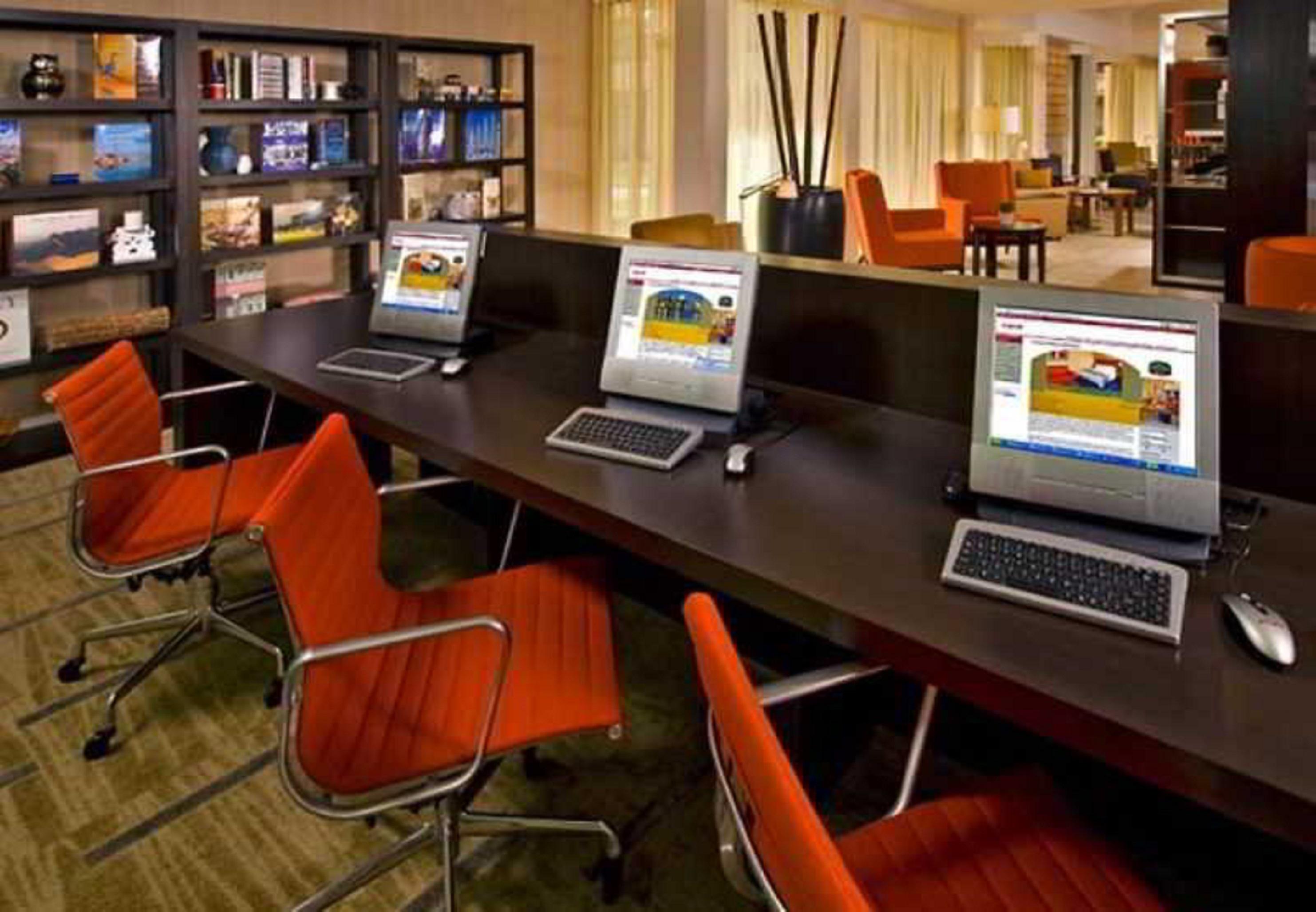 Courtyard By Marriott Times Square West