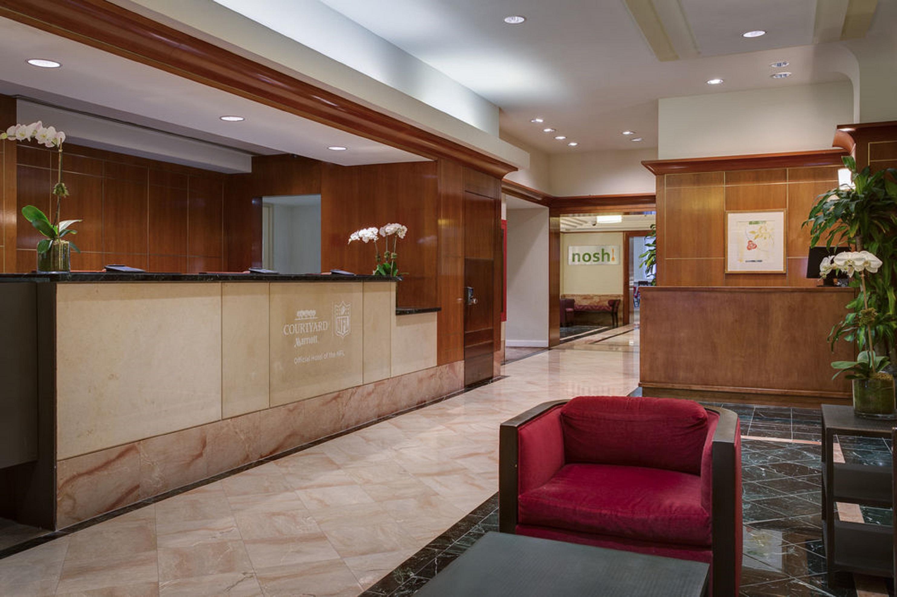 Courtyard By Marriott Times Square West New York