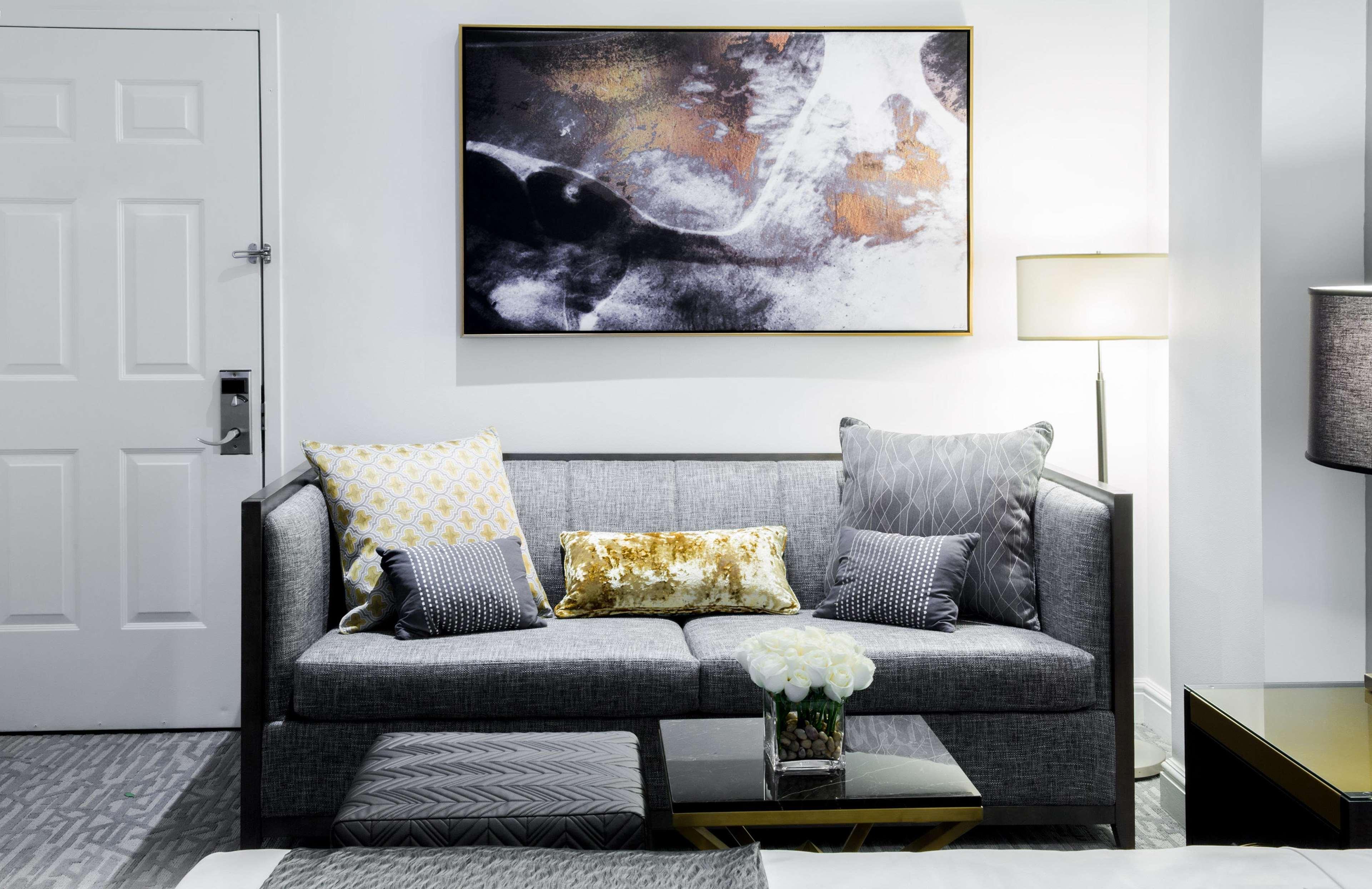 Martinique On Broadway, Curio Collection By Hilton