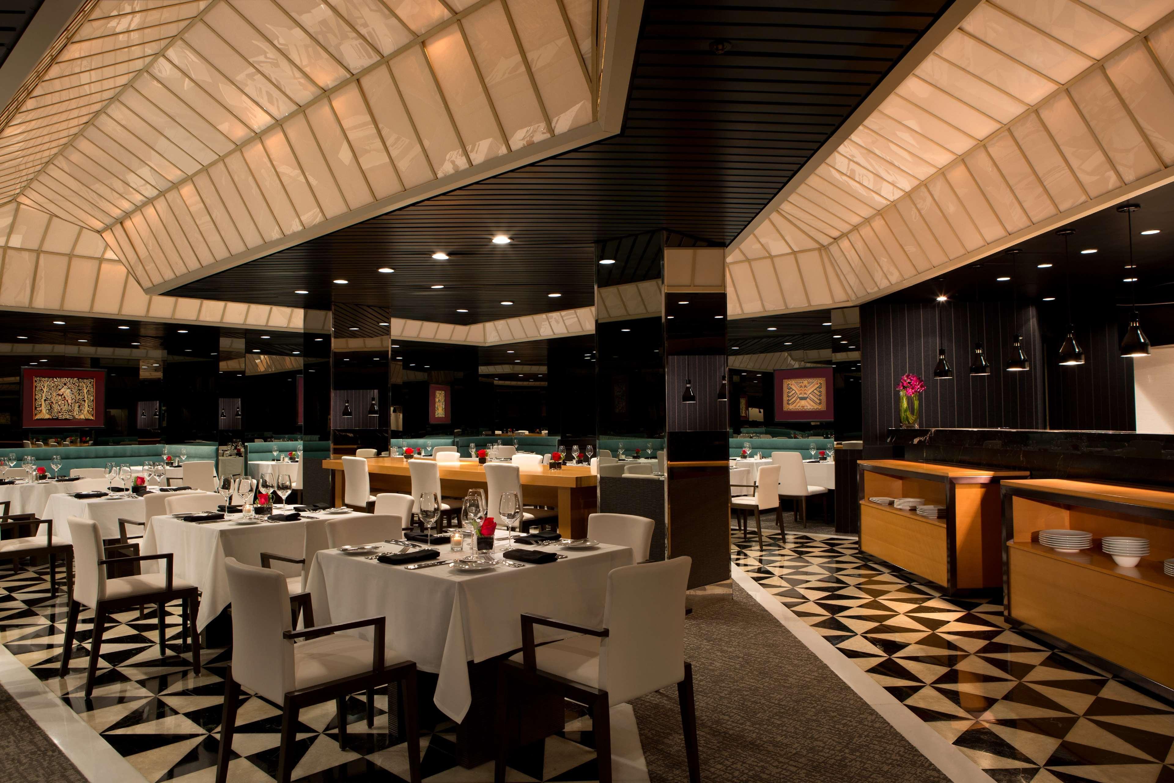 Millennium Hilton One Un Plaza Hotel New York