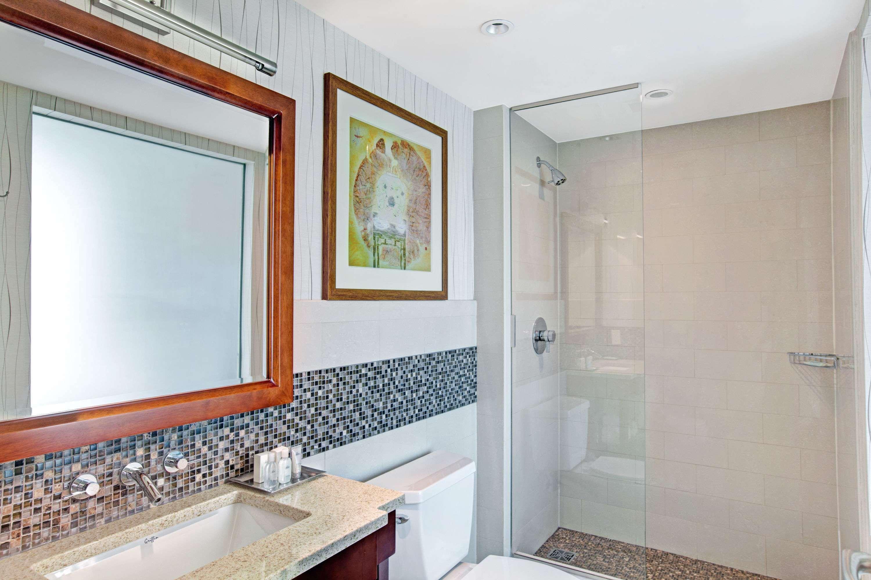 Hotel Wyndham Garden Chinatown 4*