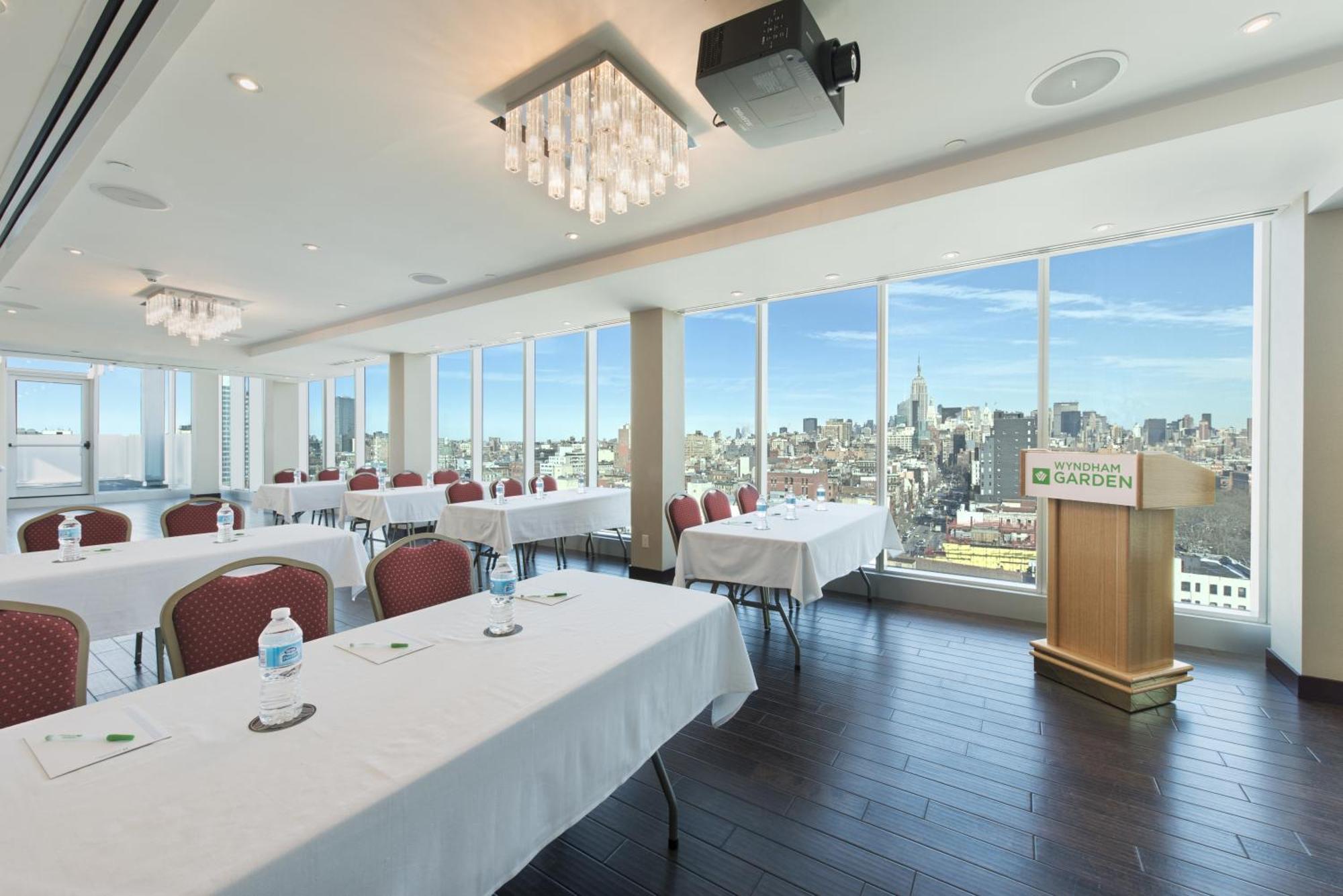 Wyndham Garden Chinatown Hotel