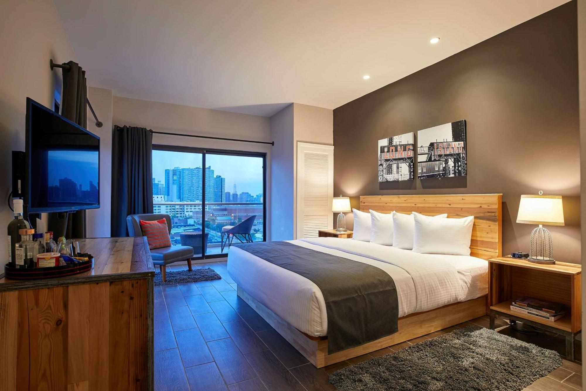 Ravel Trademark Collection By Wyndham Hotel 4*