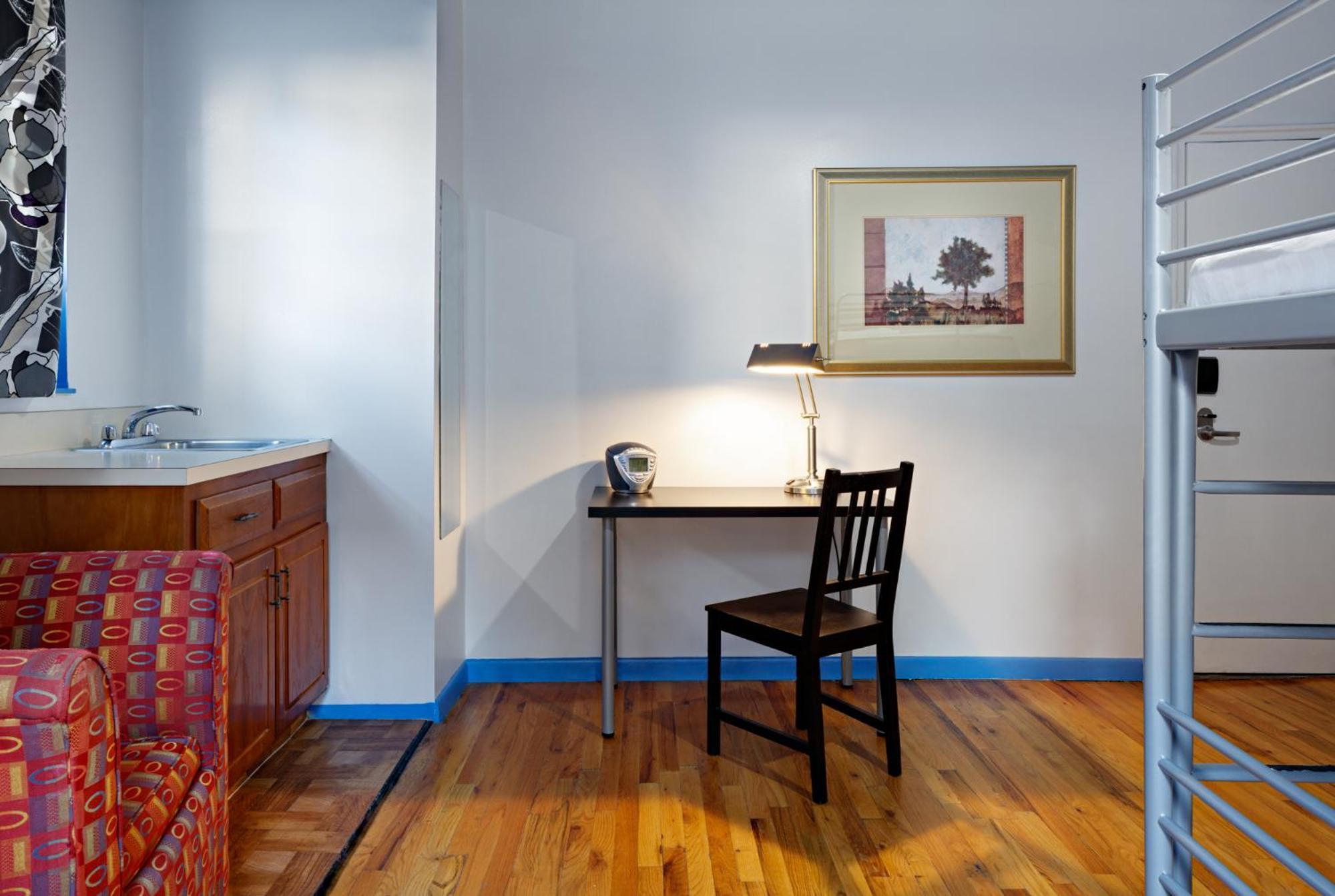 Park West Hostel New York