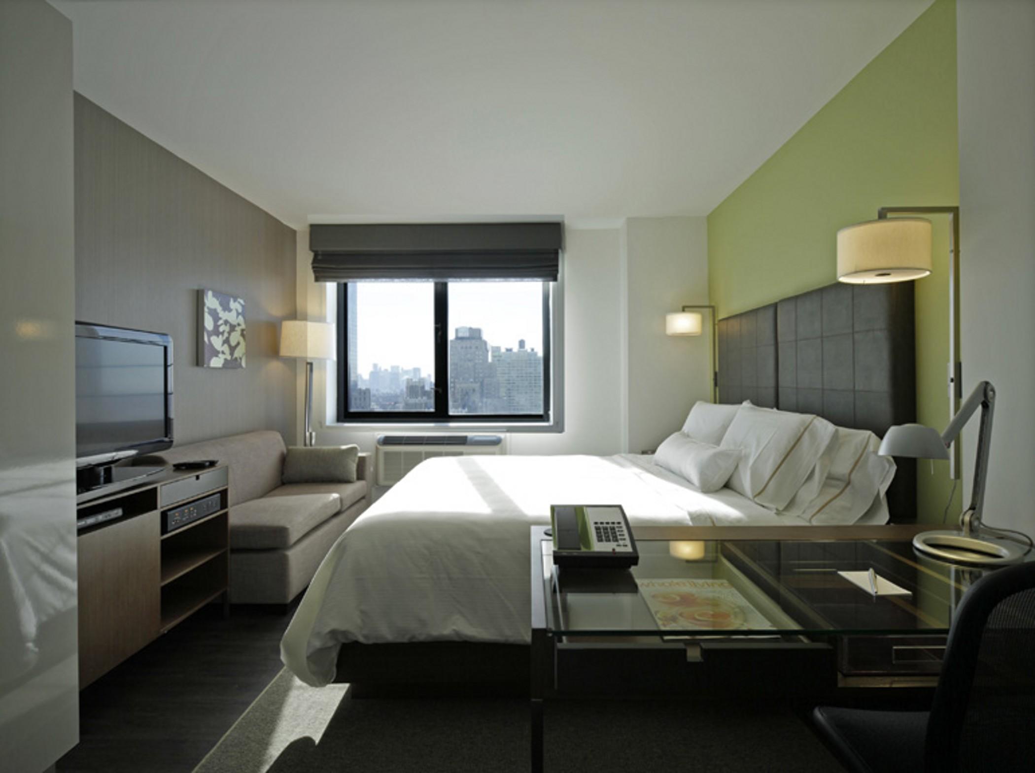 Element Times Square West Hotel 4*