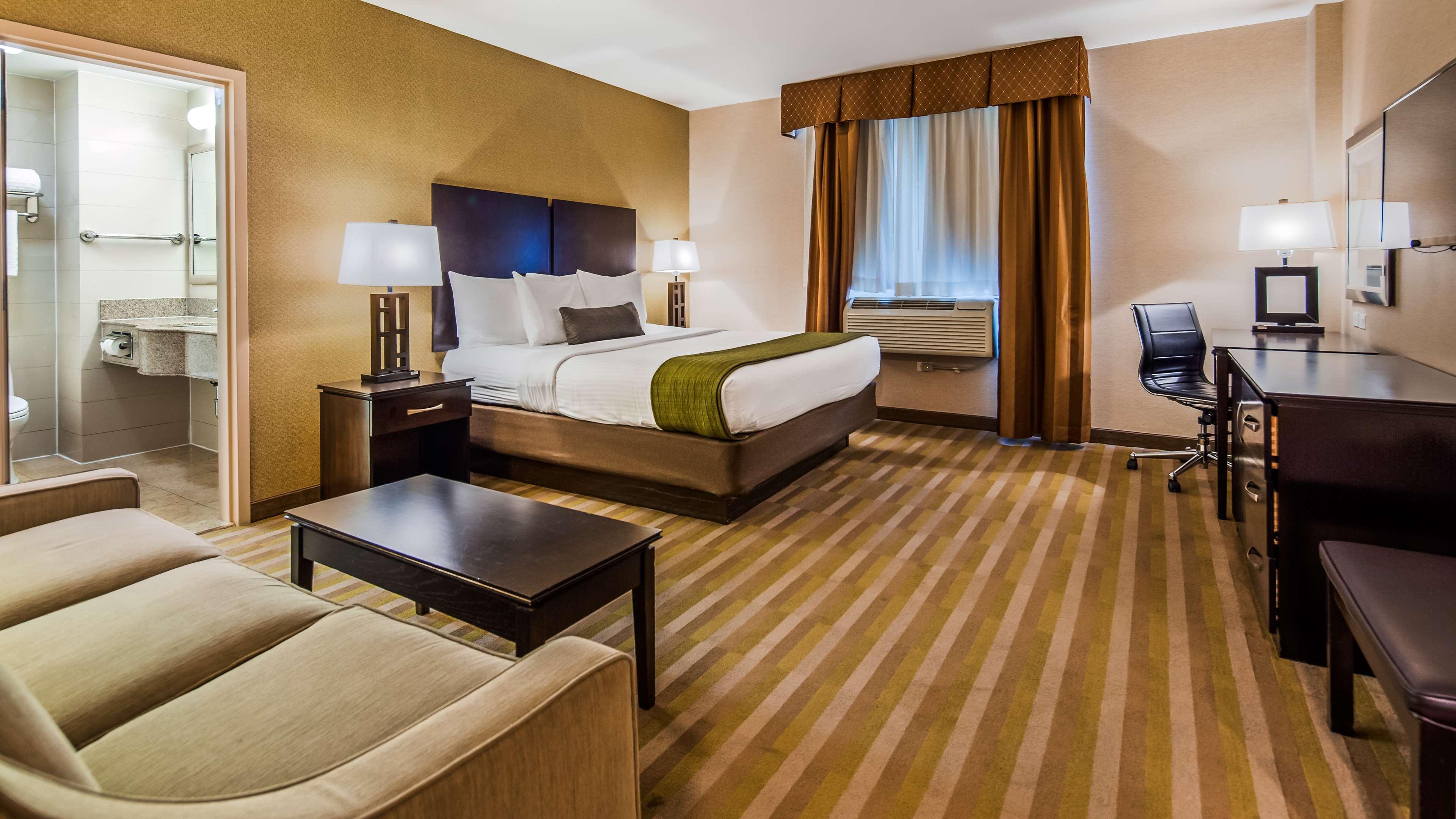 Western Plaza New York