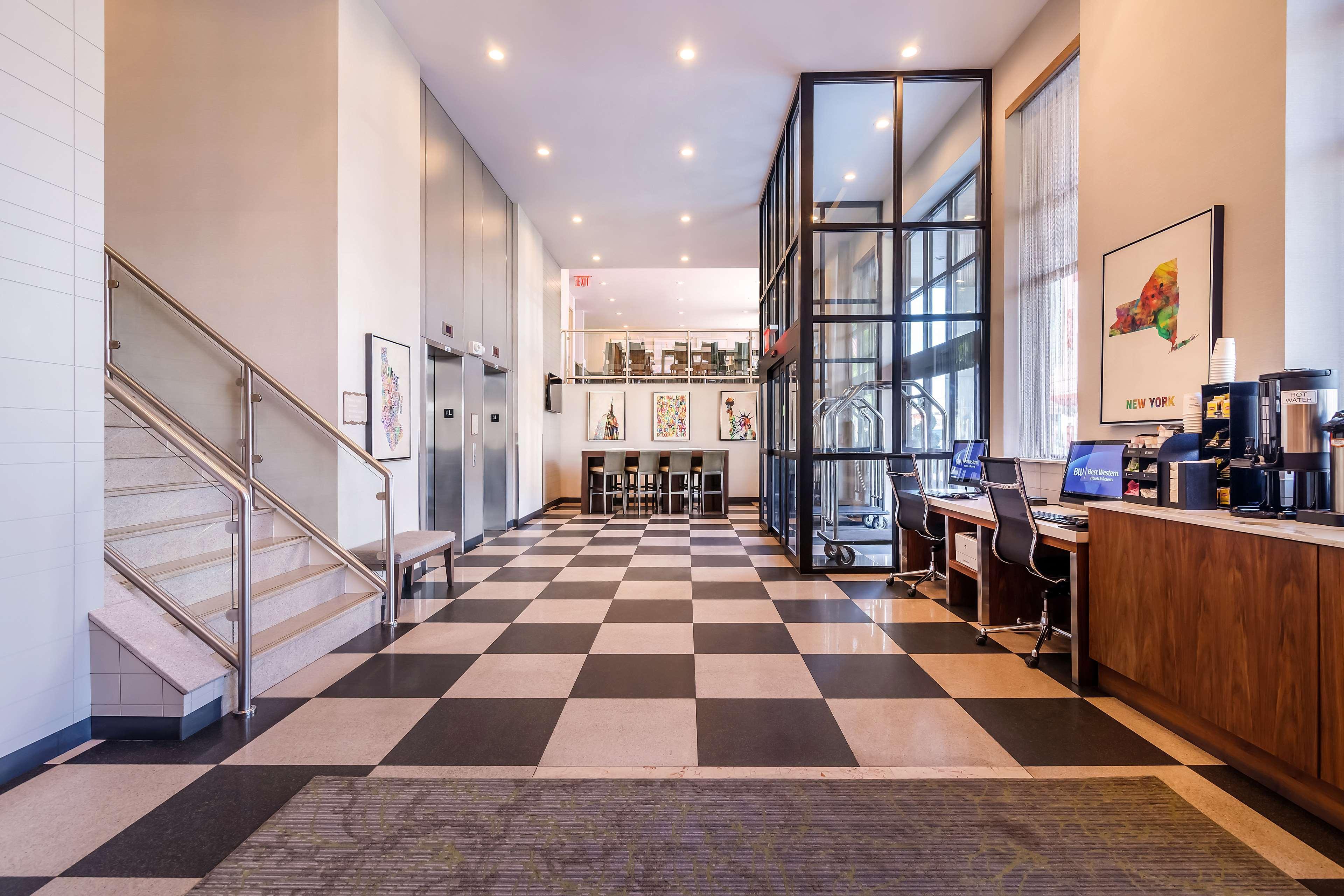 Western Plaza Hotel New York