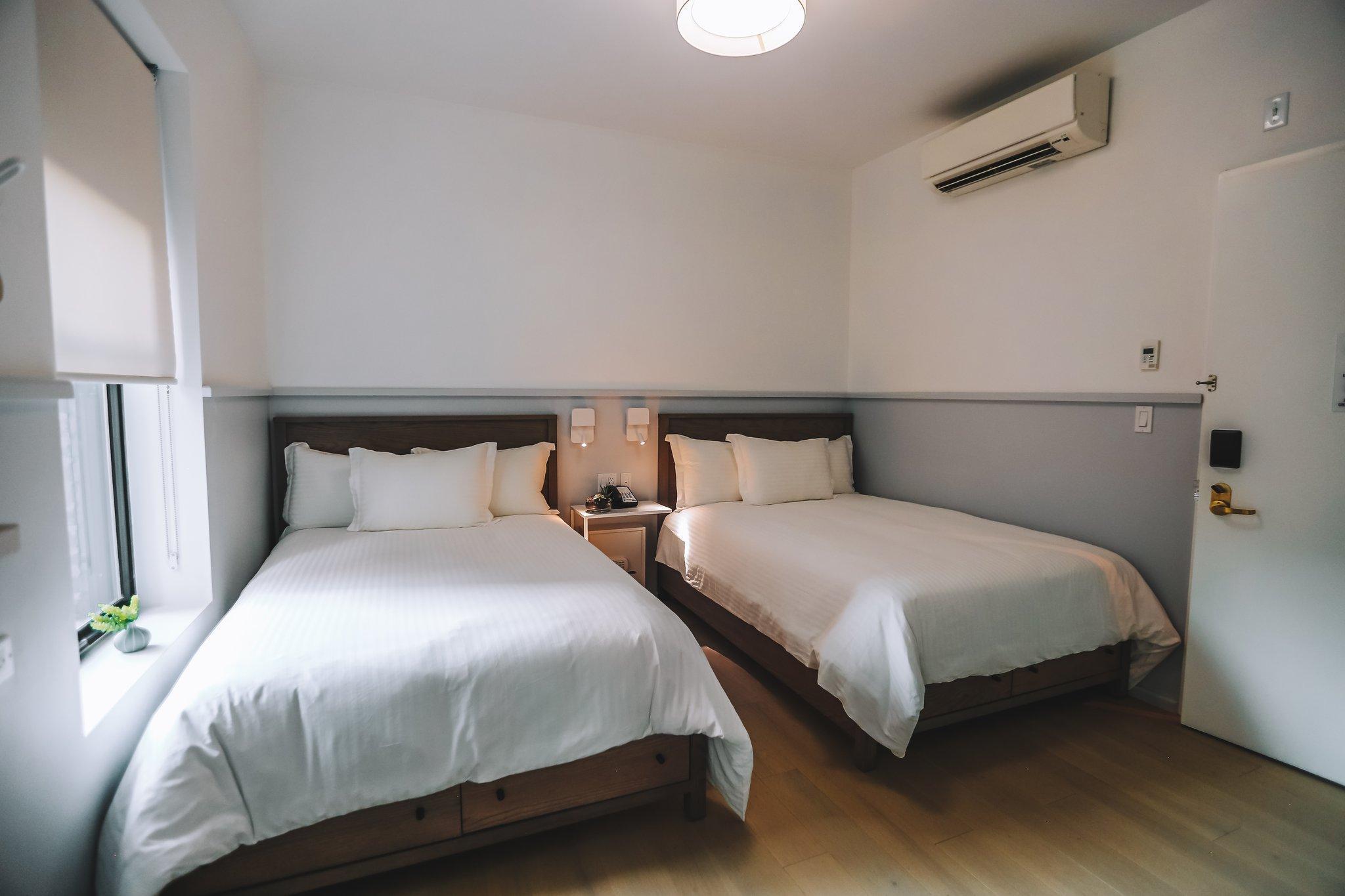 Washington Jefferson At Times Square Hotel New York