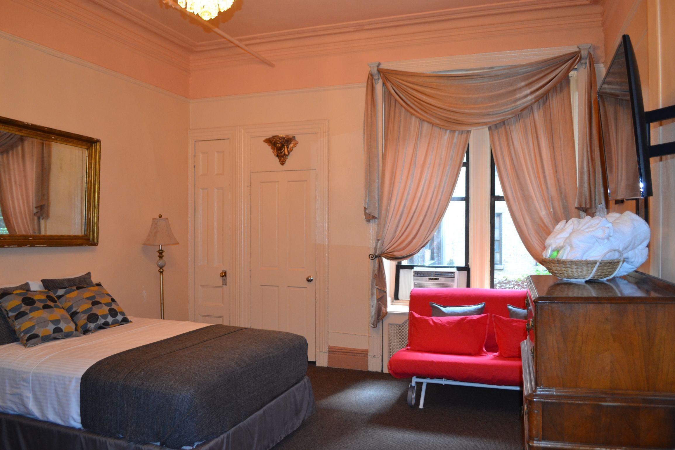 Chelsea (adults Only) Inn